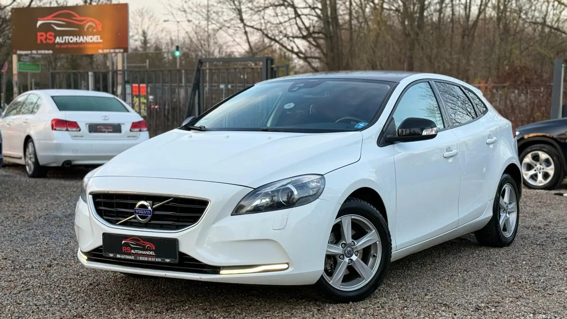 Volvo V40 Kinetic Wit - 1