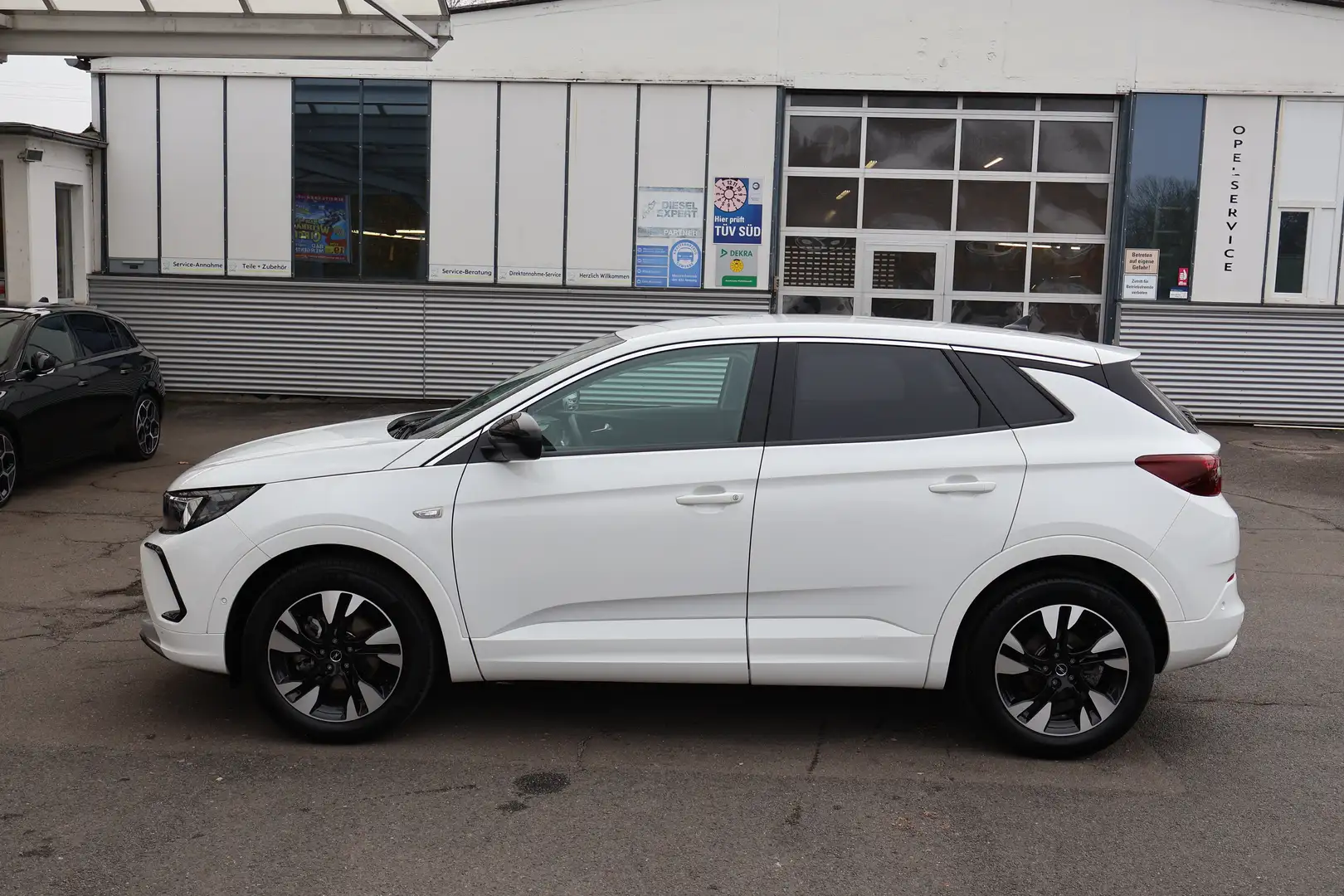 Opel Grandland 1.5 Diesel AT8 Elegance+ACC+ Weiß - 2