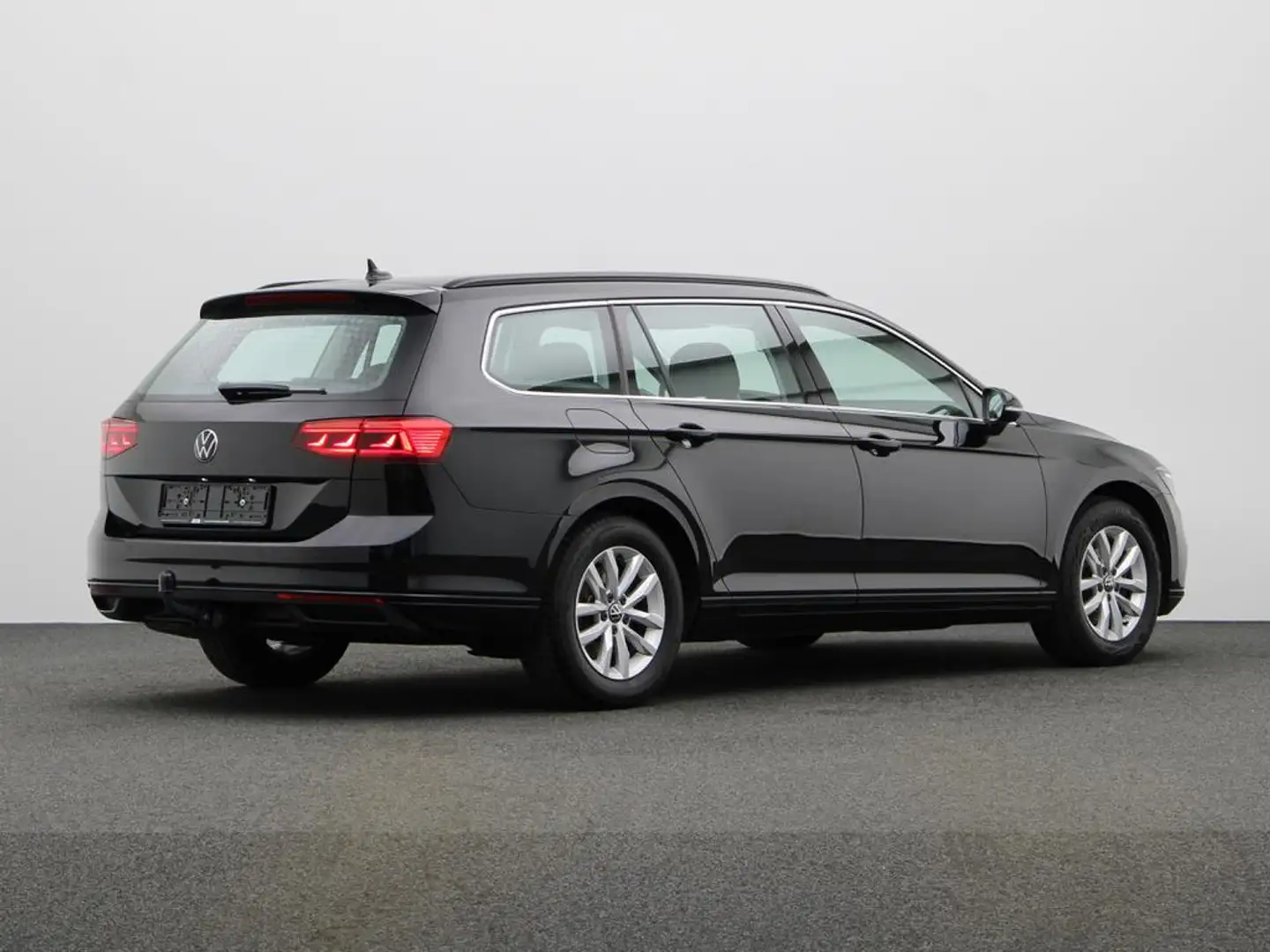 Volkswagen Passat Variant 1.5 TSI 150 PK DSG AUTOMAAT Zwart - 2