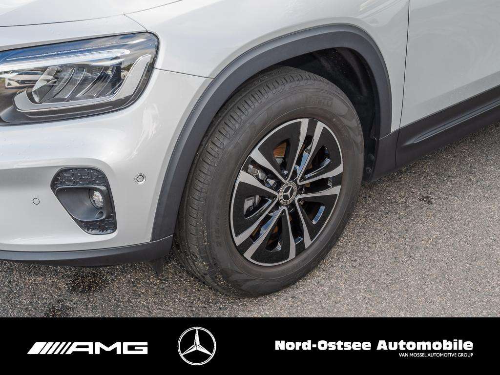Mercedes-Benz GLB 180