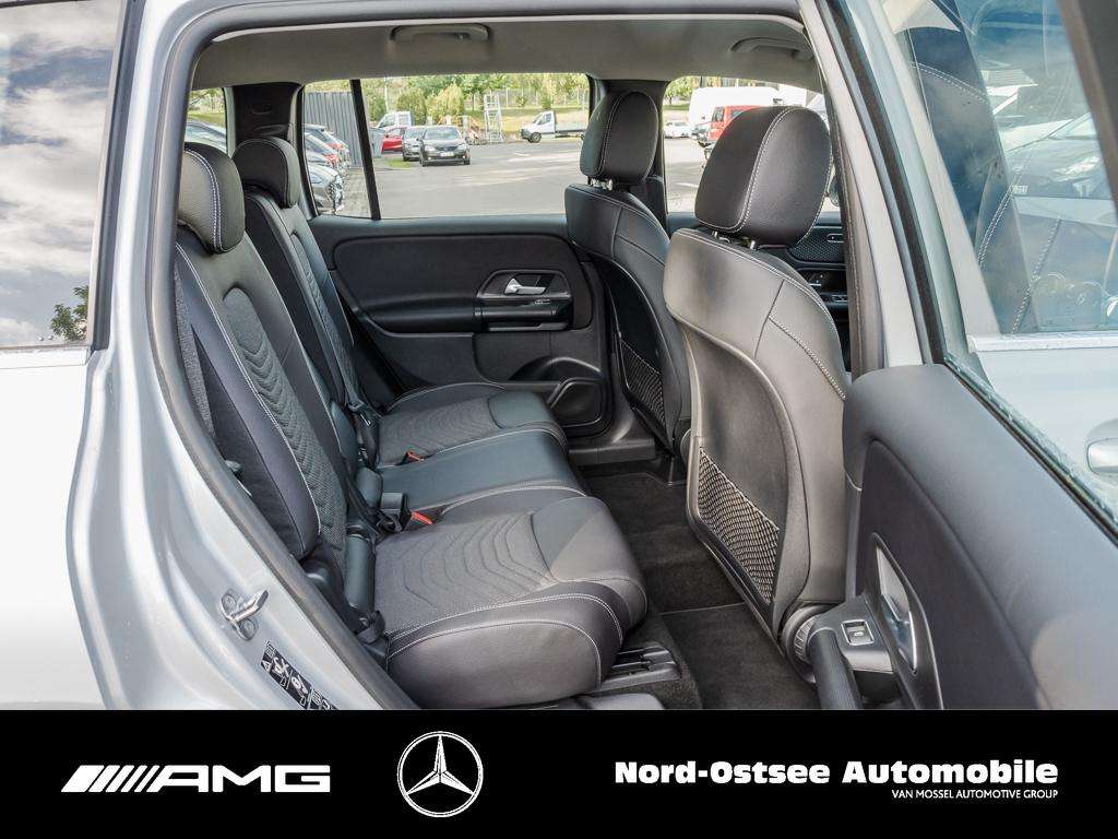 Mercedes-Benz GLB 180