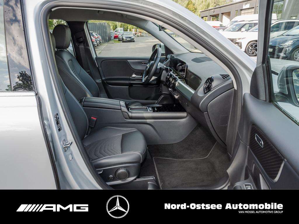 Mercedes-Benz GLB 180