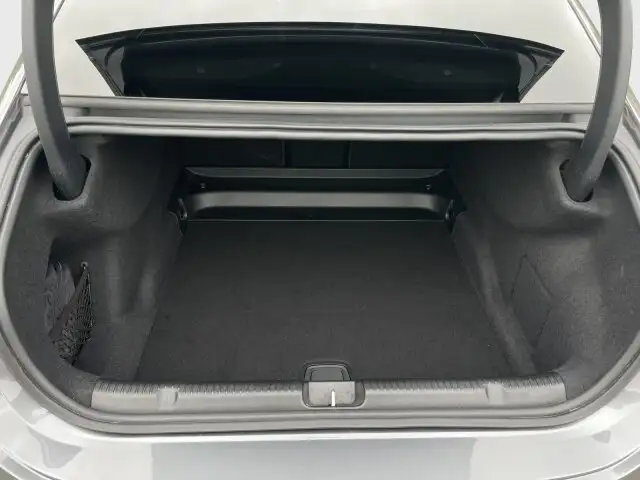 Mercedes-Benz EQE 300 EQE 300 ElectricART AHK Sitzklima HA-Lenk NP84 Ansicht 5