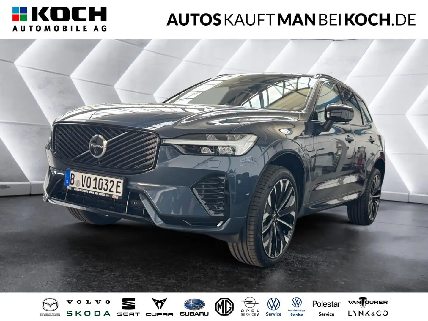 Volvo XC60 T8 AWD Plug-in Hybrid Ultra Dark Blau - 1