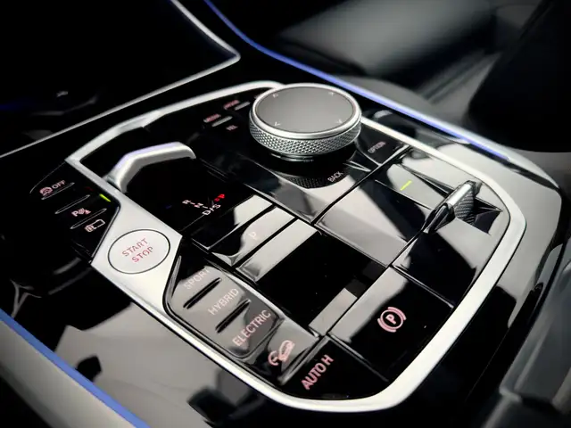 BMW X5 view 14