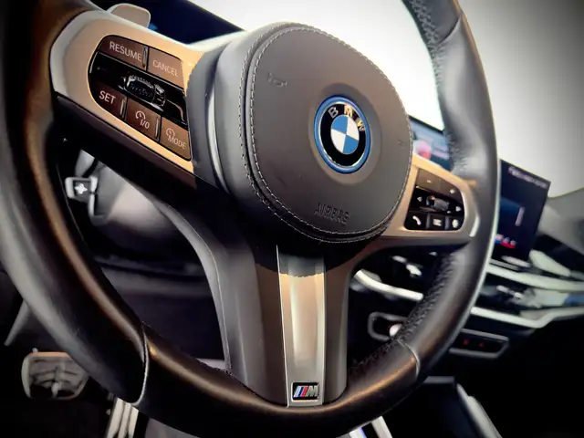 BMW X5 view 13
