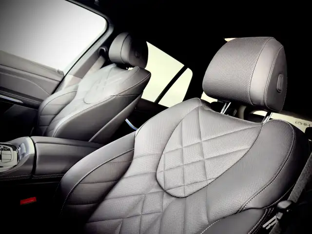BMW X5 view 10