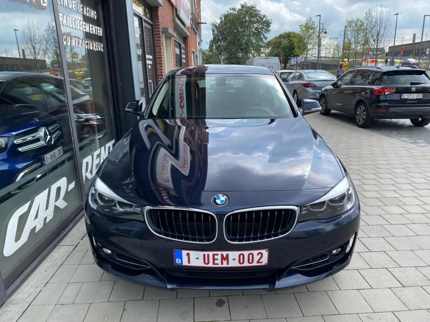 BMW 320 Sport / Leder / Edelhout / Design edition Blau - 2