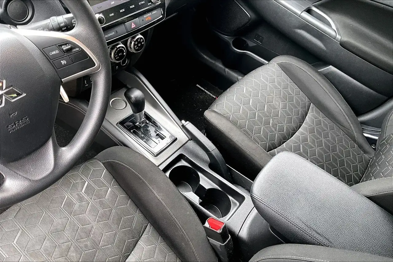 Mitsubishi RVR снимка Mitsubishi RVR