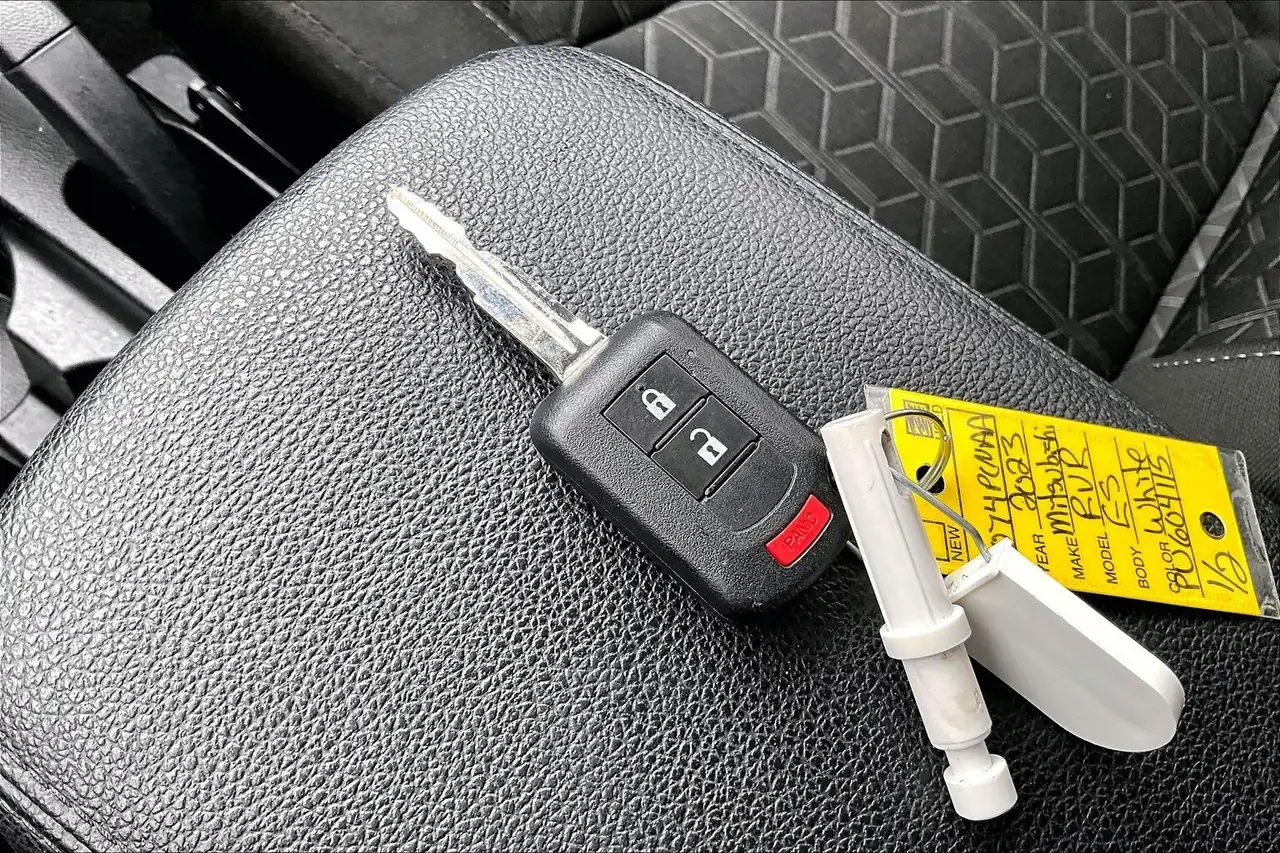 Mitsubishi RVR снимка Mitsubishi RVR