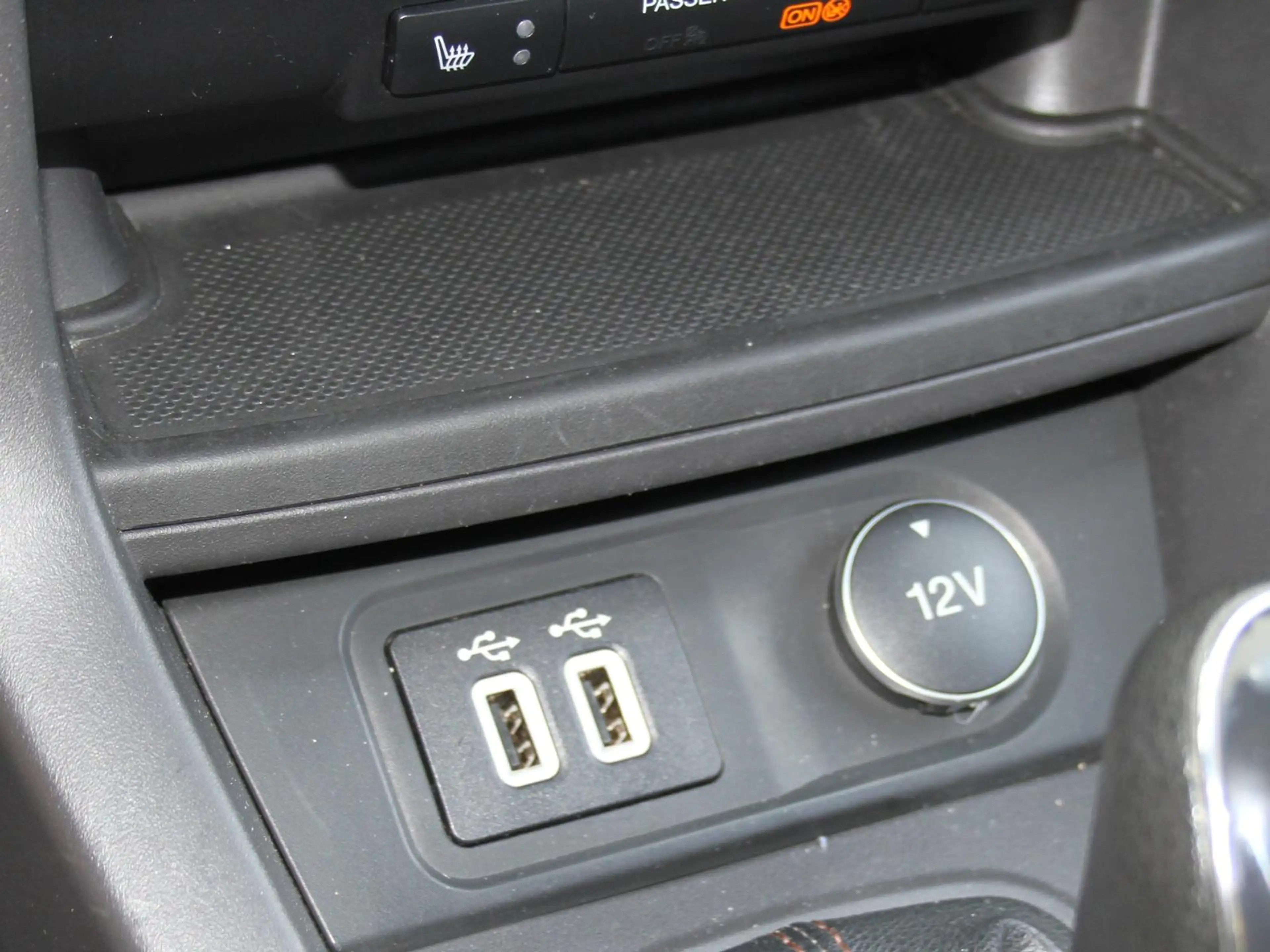 Ford Ka/Ka+ + 1.2 Ti-VCT Active SYNC 3 Winter-Paket — photo 11