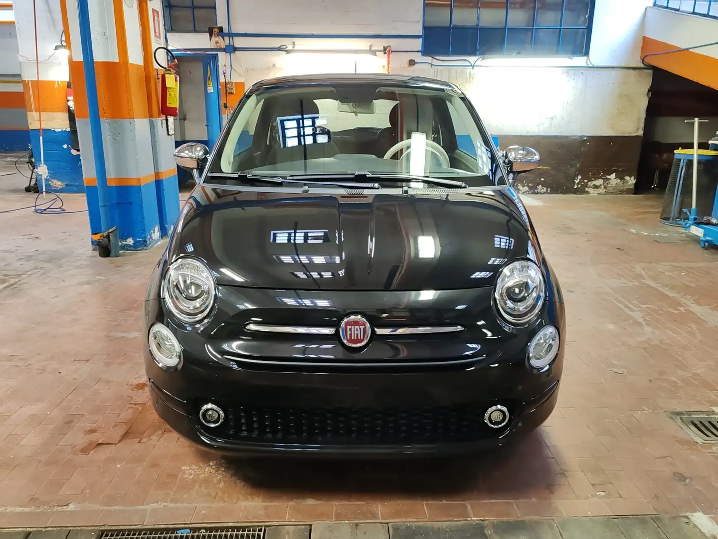 Fiat 500 1.0 hybrid 70cv Style+Comfort Zwart - 2