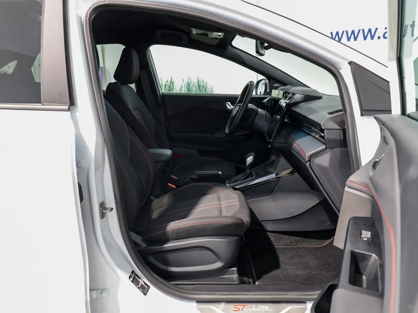 Ford Puma ST-Line 1.0l EcoB. Mildybrid Automatik Blanc - 2