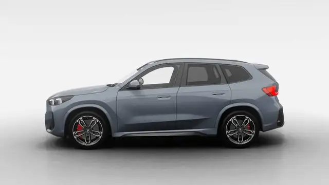BMW X1 view 4