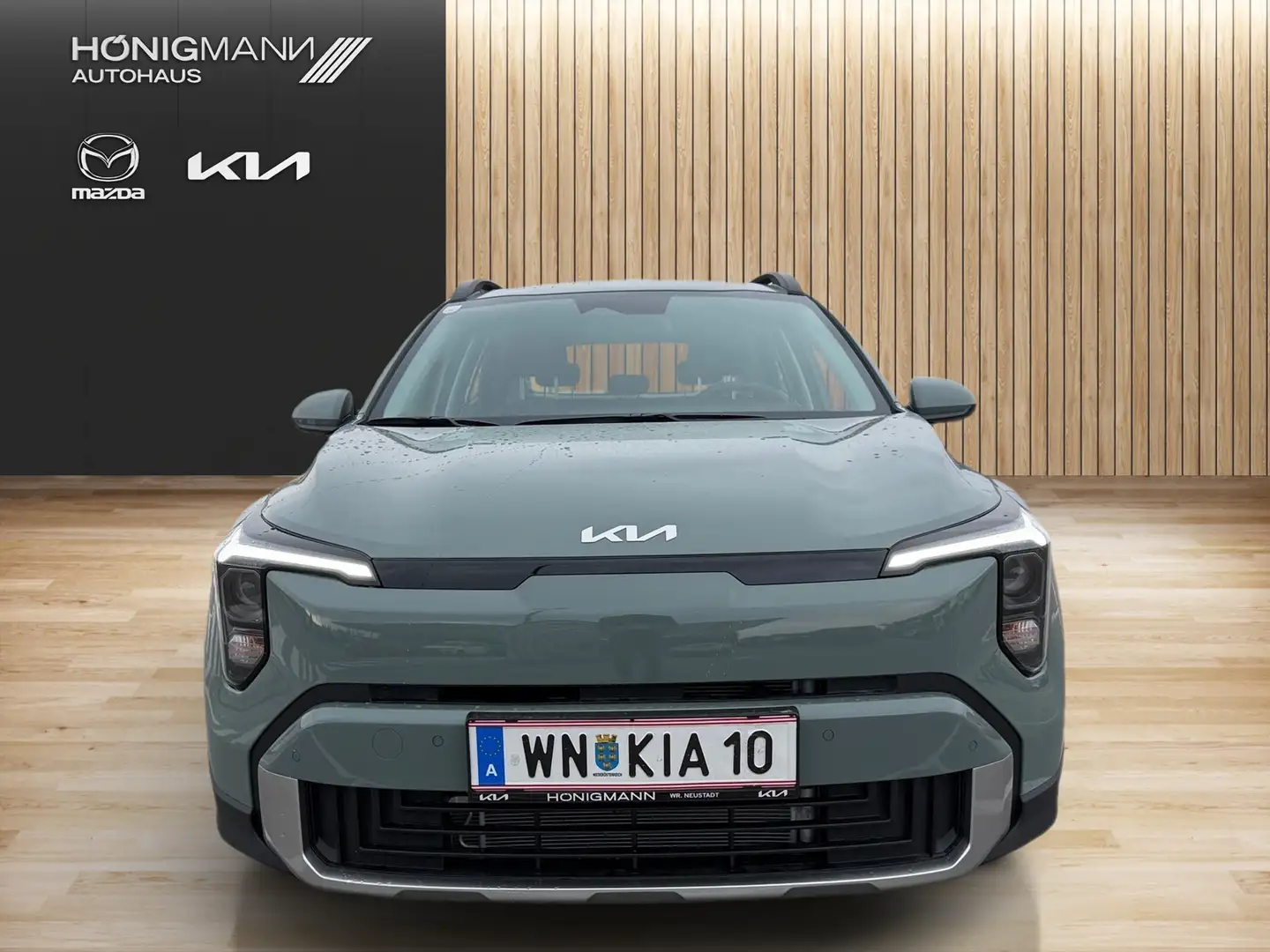 Kia Stonic Titan/1.0 TGDI/MT6 Grün - 2