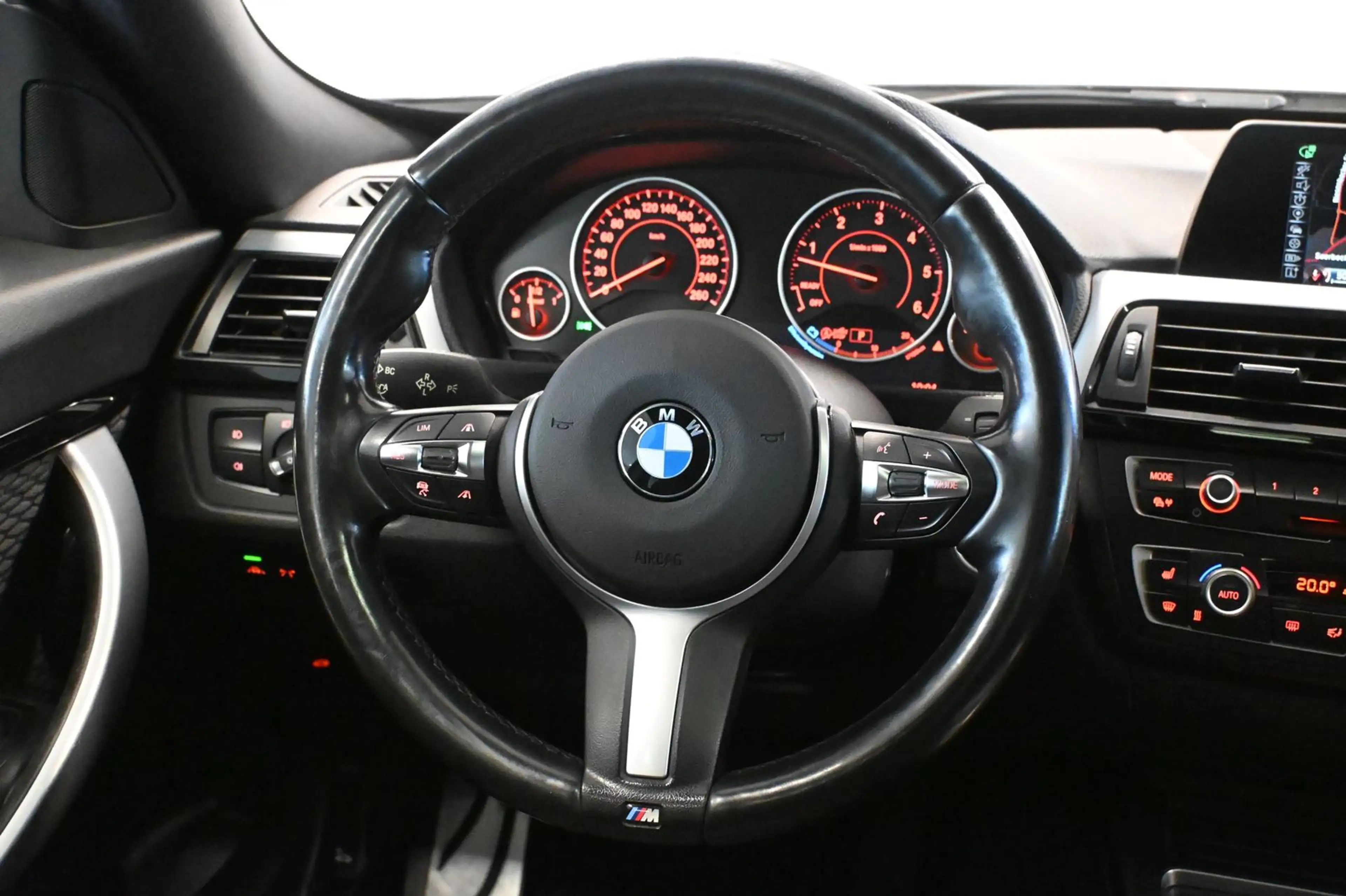 BMW 335 d xDrive M Sport*HUD*PANO*XENON — photo 14