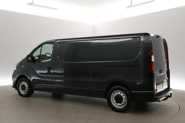 Renault Trafic view 4