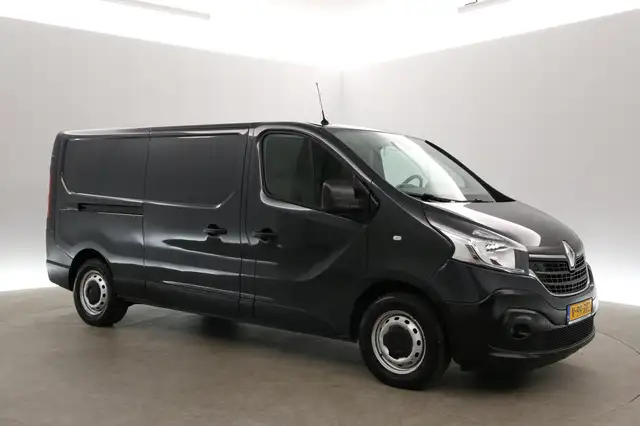 Renault Trafic view 6