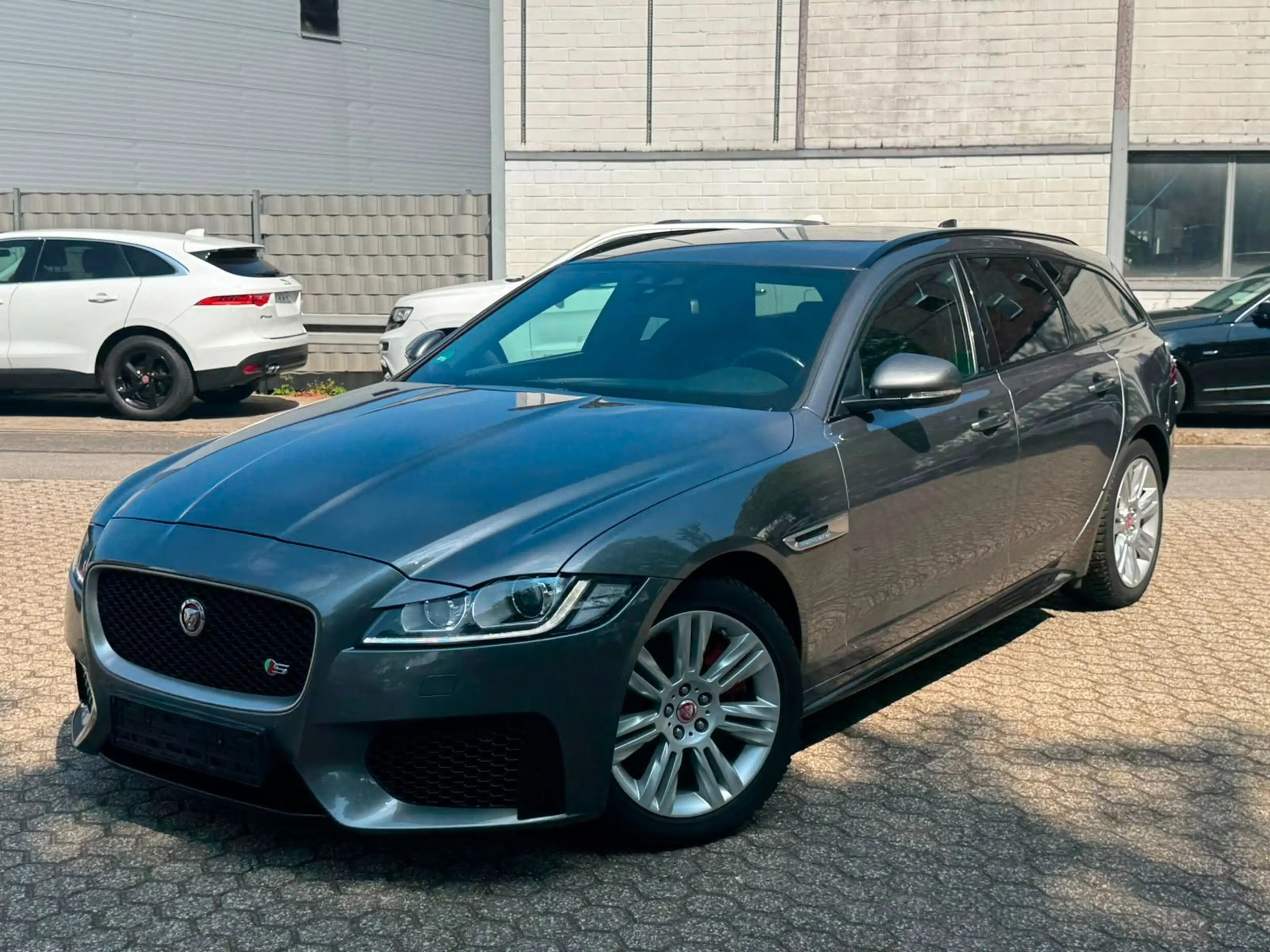 Jaguar XF 30d Sportbrake S