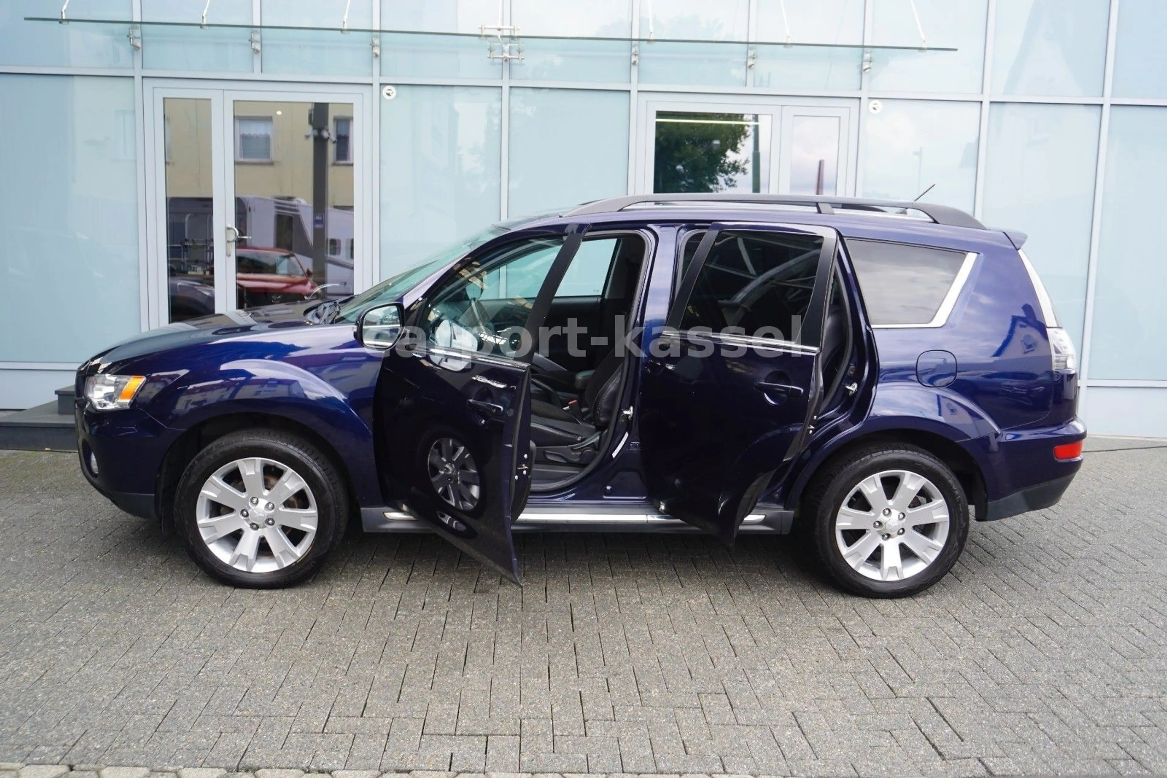 Mitsubishi Outlander Motion 2WD — photo 10