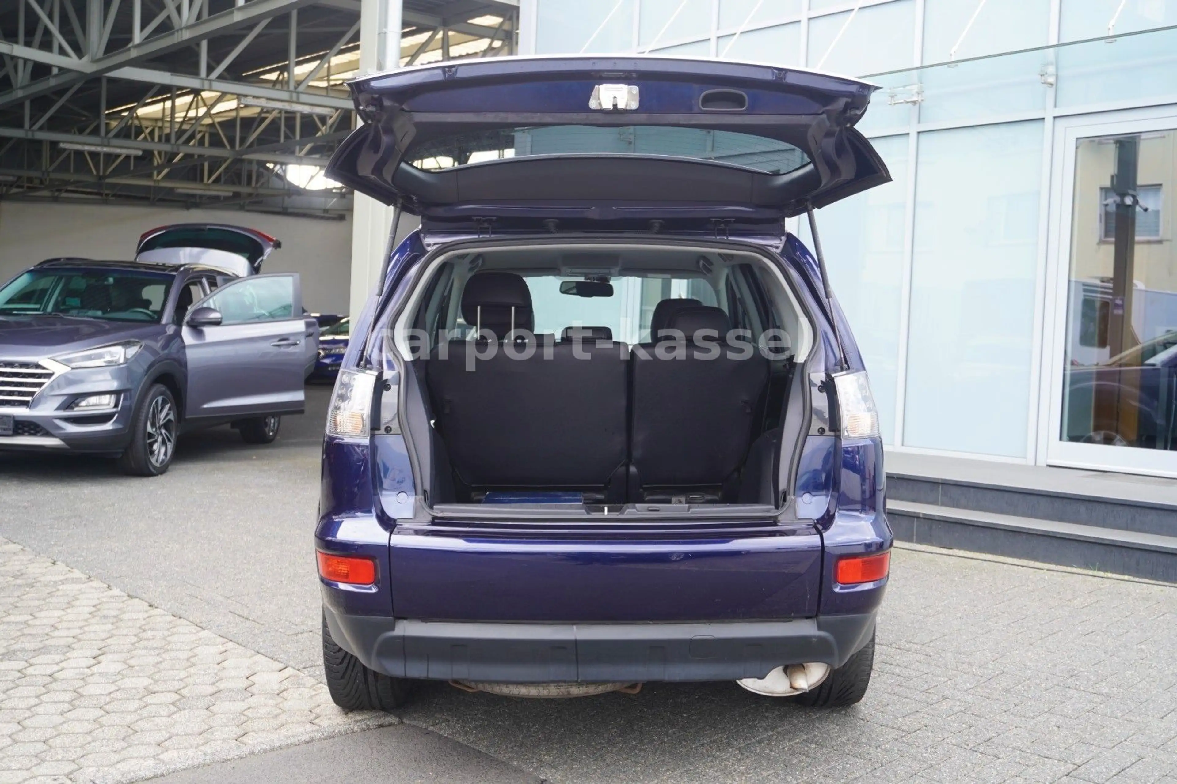 Mitsubishi Outlander Motion 2WD — photo 9