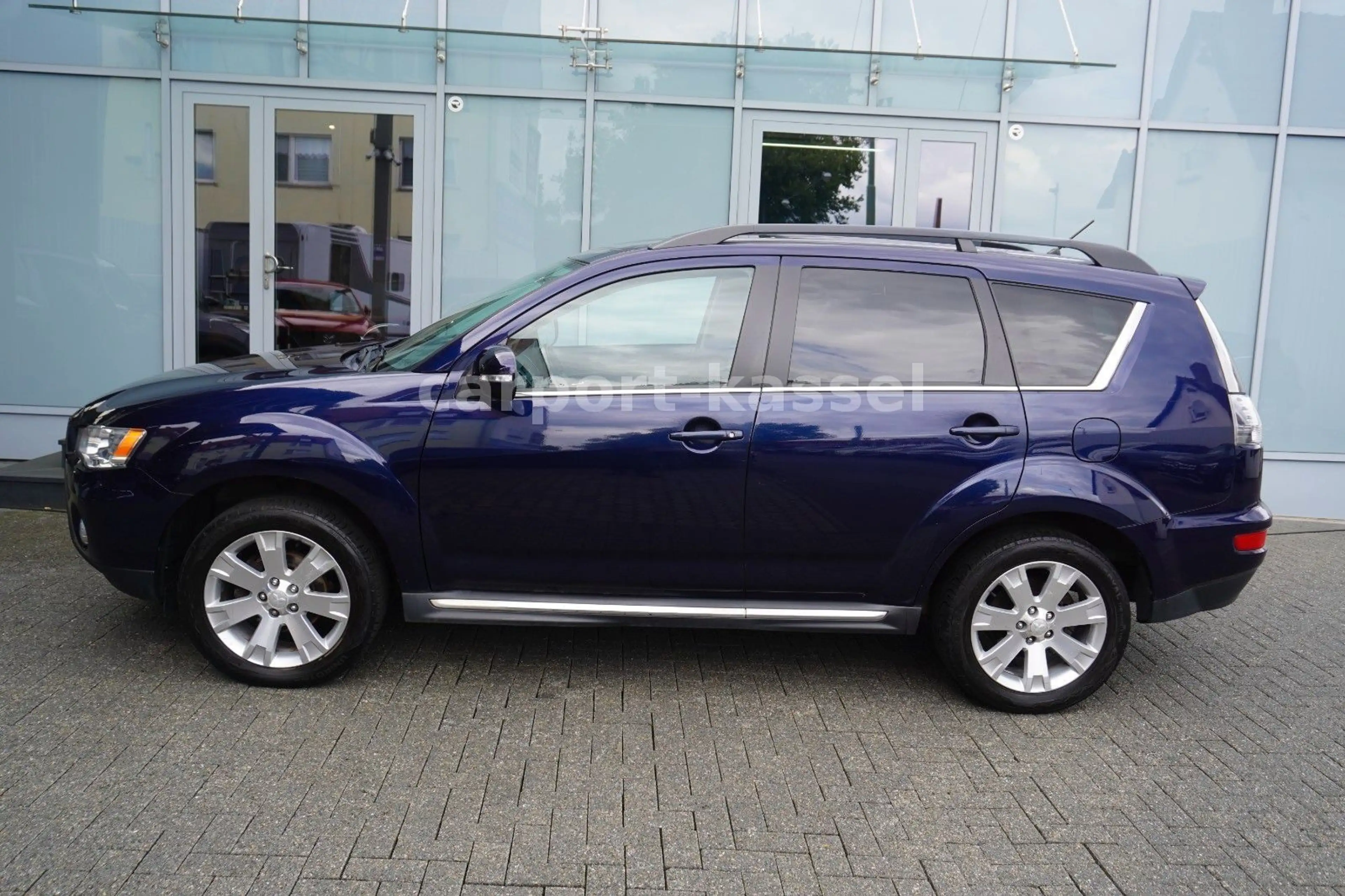 Mitsubishi Outlander Motion 2WD — photo 11