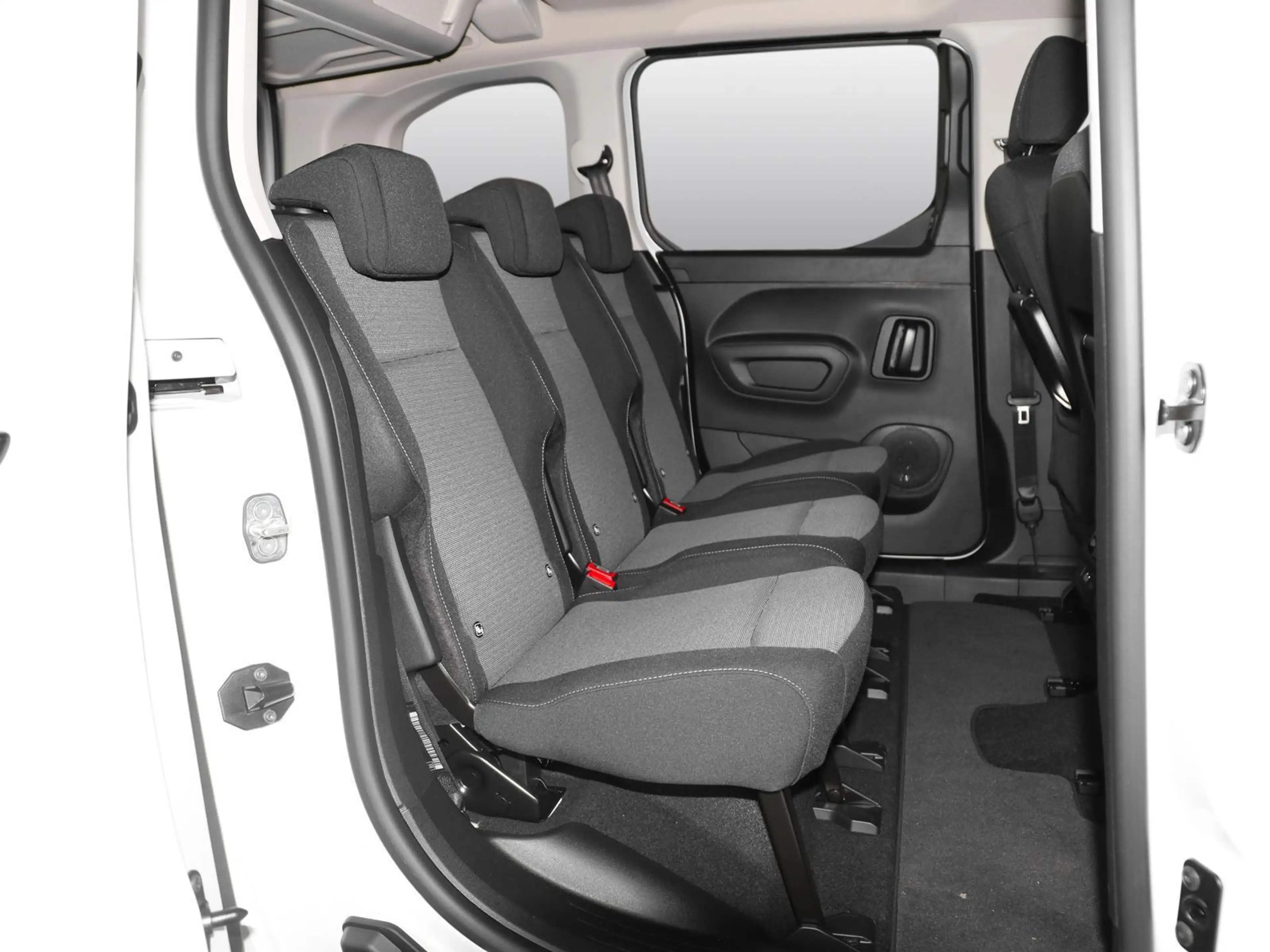 Toyota Proace City Verso Electric L1 Lounge NAVI SHZ BT — photo 7