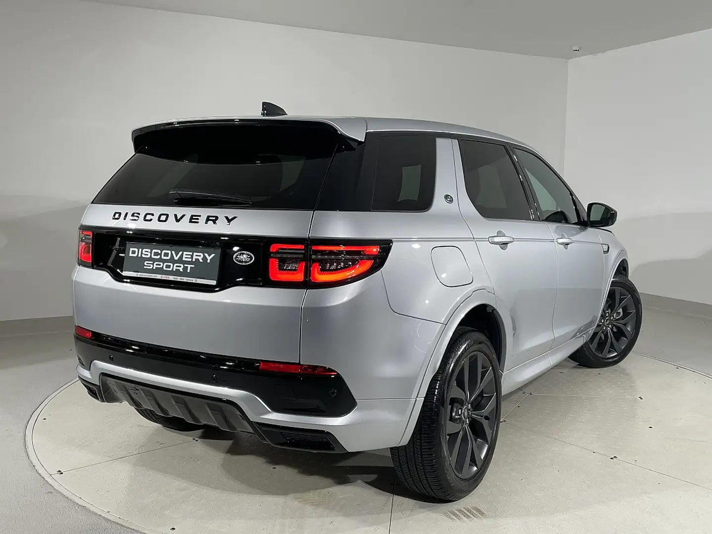 Land Rover Discovery Sport P300e PHEV R-Dynamic S Aut. | Auto Stahl Wien 22 Silber - 2