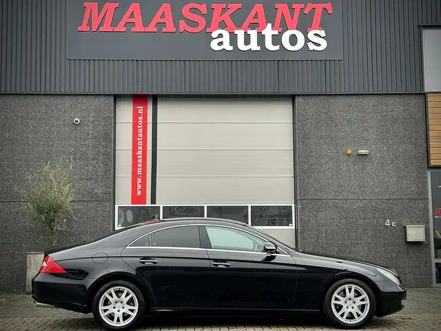 Mercedes-Benz CLS 350 CGI / Aut / 292pk / 2nd owner / Red interior / Fir