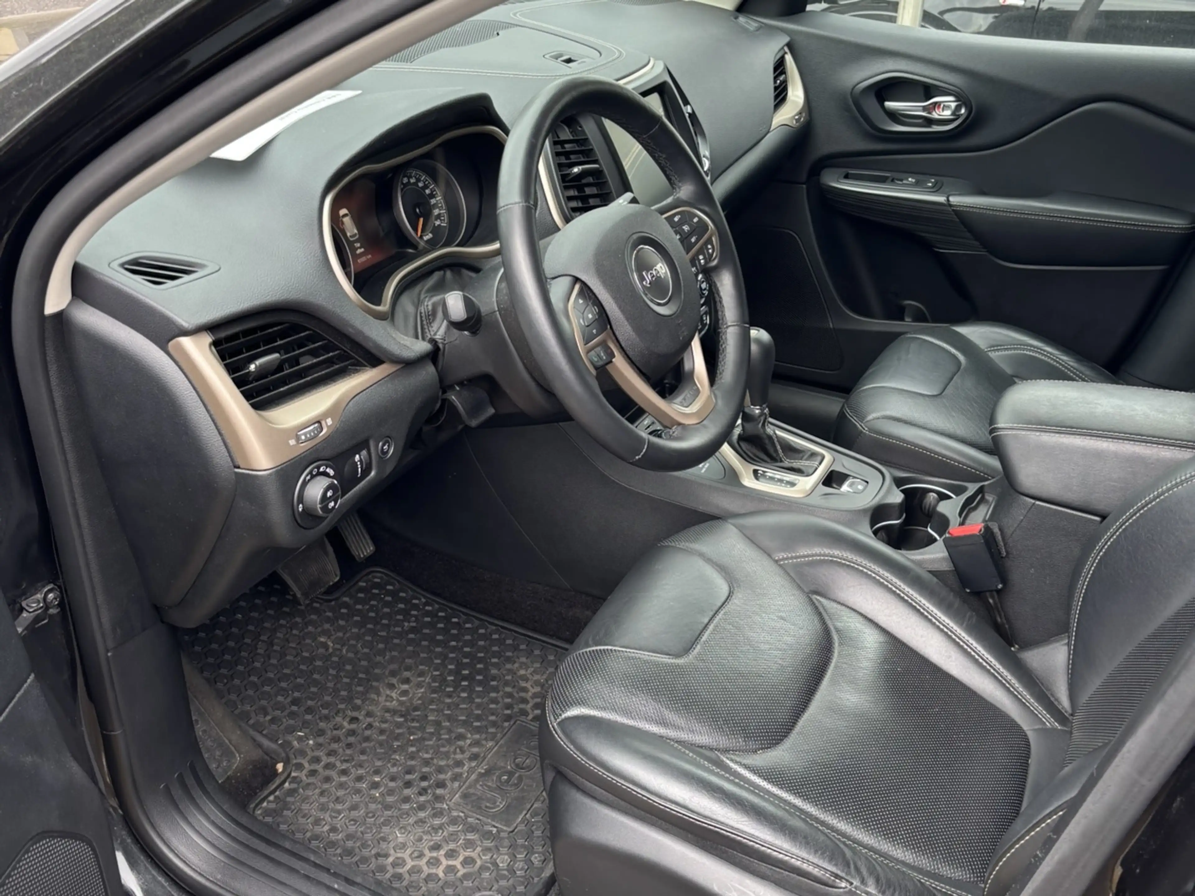 Jeep Cherokee Limited 4WD,Navi,Leder,AHK — photo 13