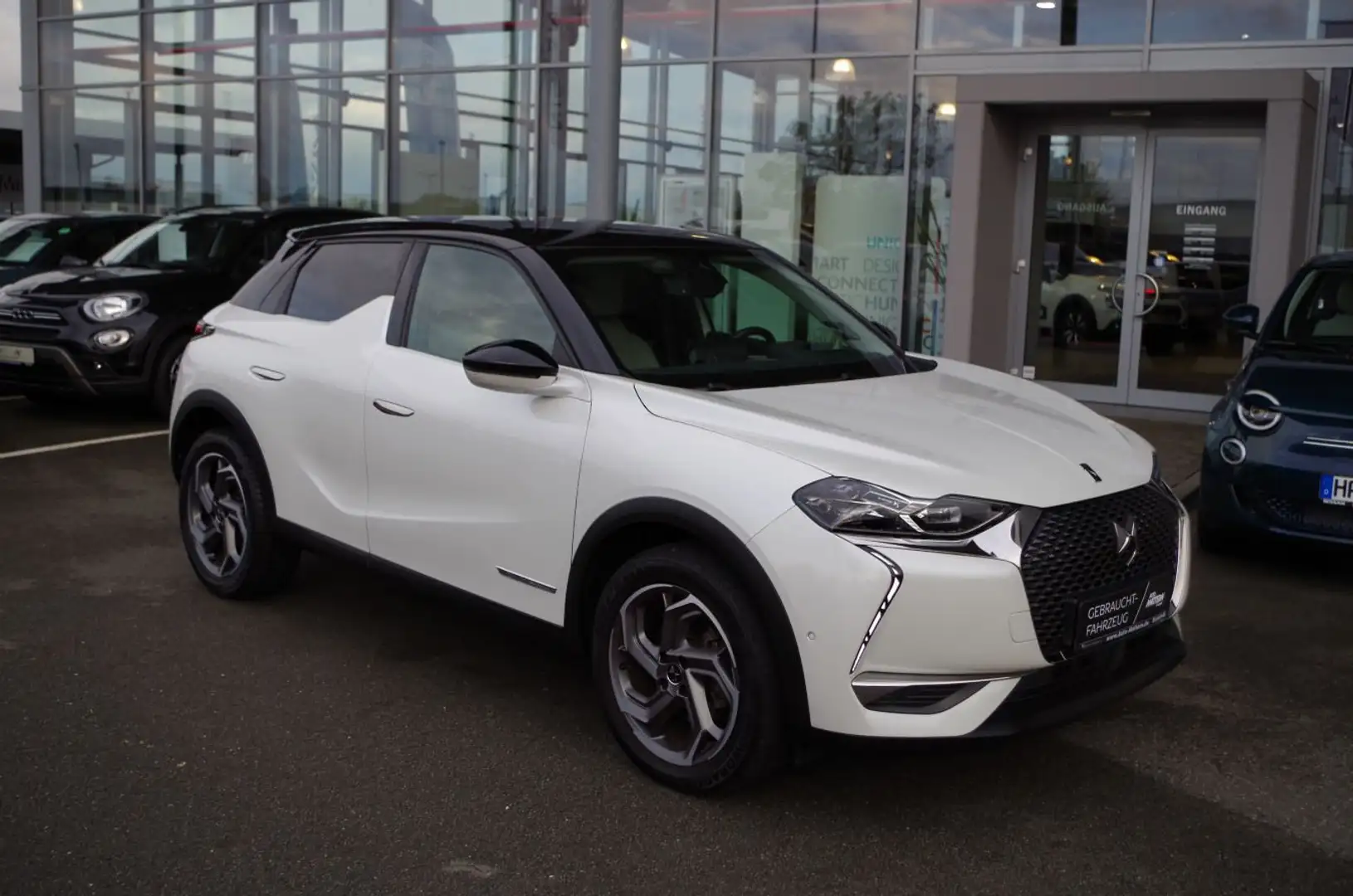 DS Automobiles DS 3 3 Crossback So Chic Weiß - 2