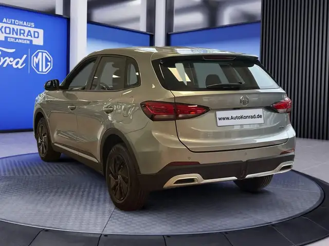 MG MG ZS view 3