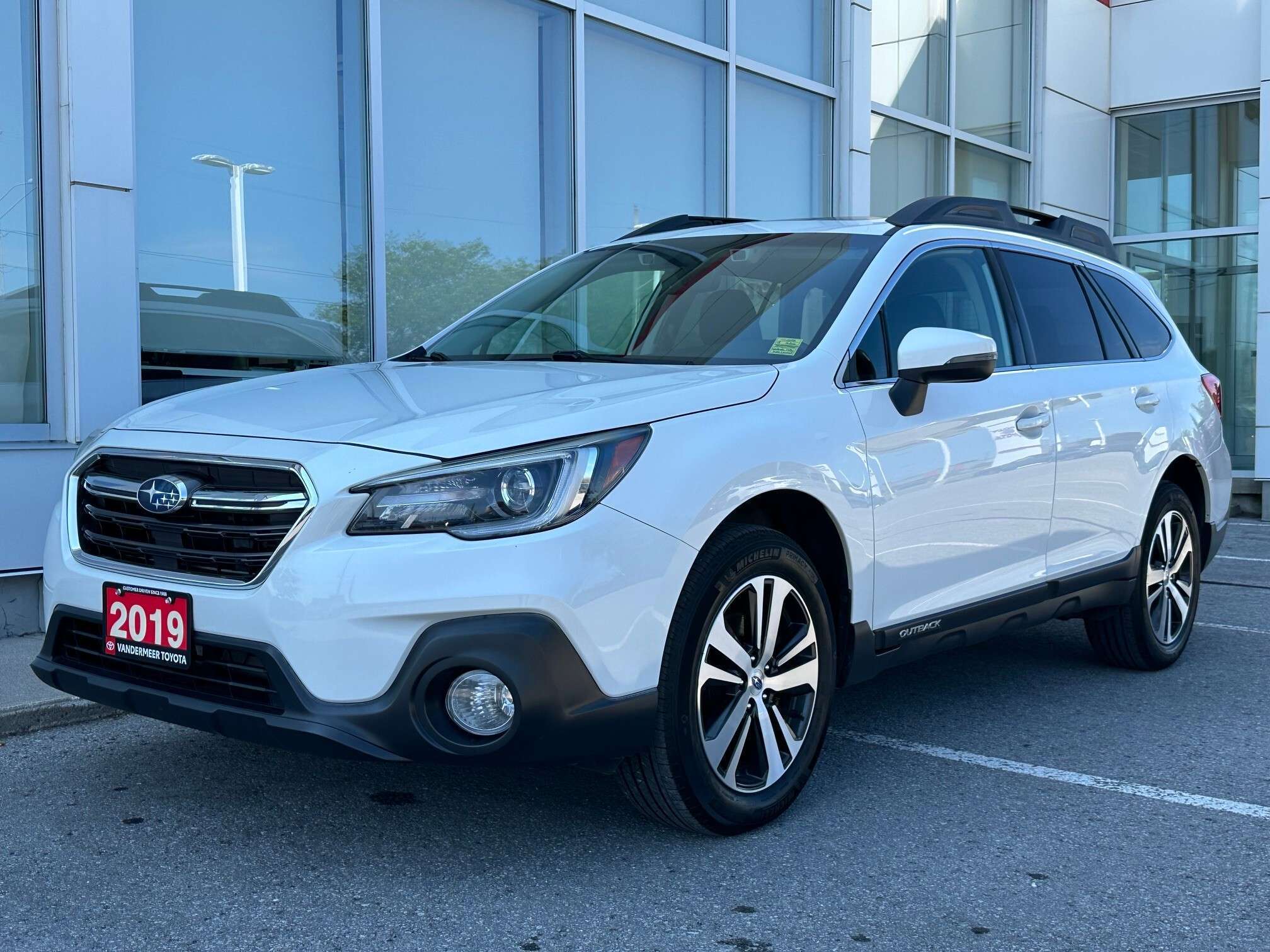 2019 Subaru Outback 3.6R LIMITED!