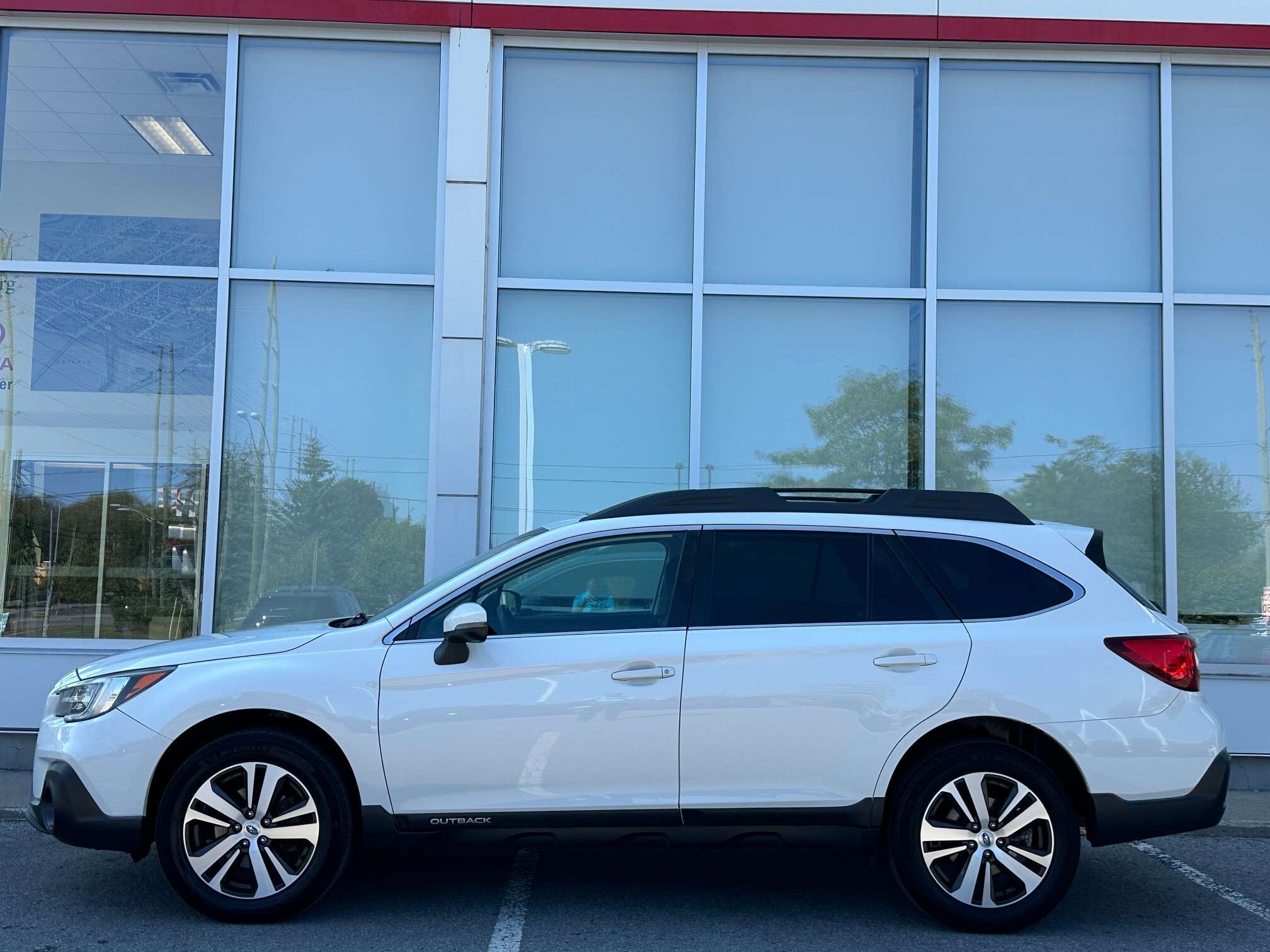 2019 Subaru Outback 3.6R LIMITED! — снимка 1