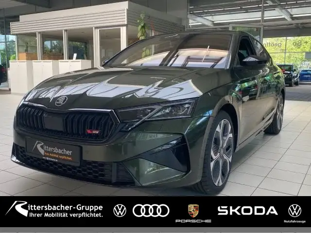Skoda Octavia RS 2,0 TSI 195 kW 7 Gang DSG Verfügbar a