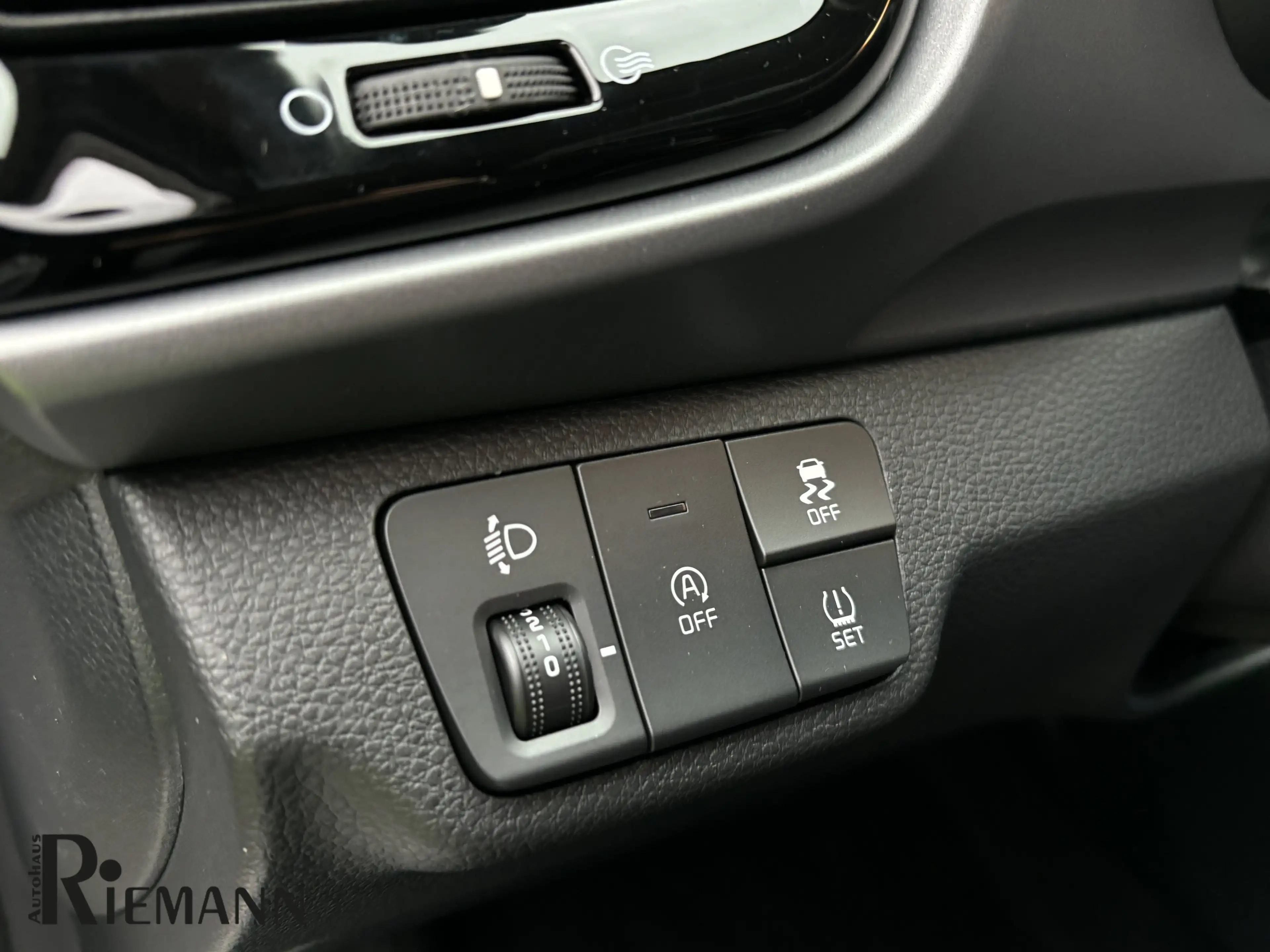 Kia Stonic 1.0 T-GDI Nightline Edition + Sitzheizung — photo 11