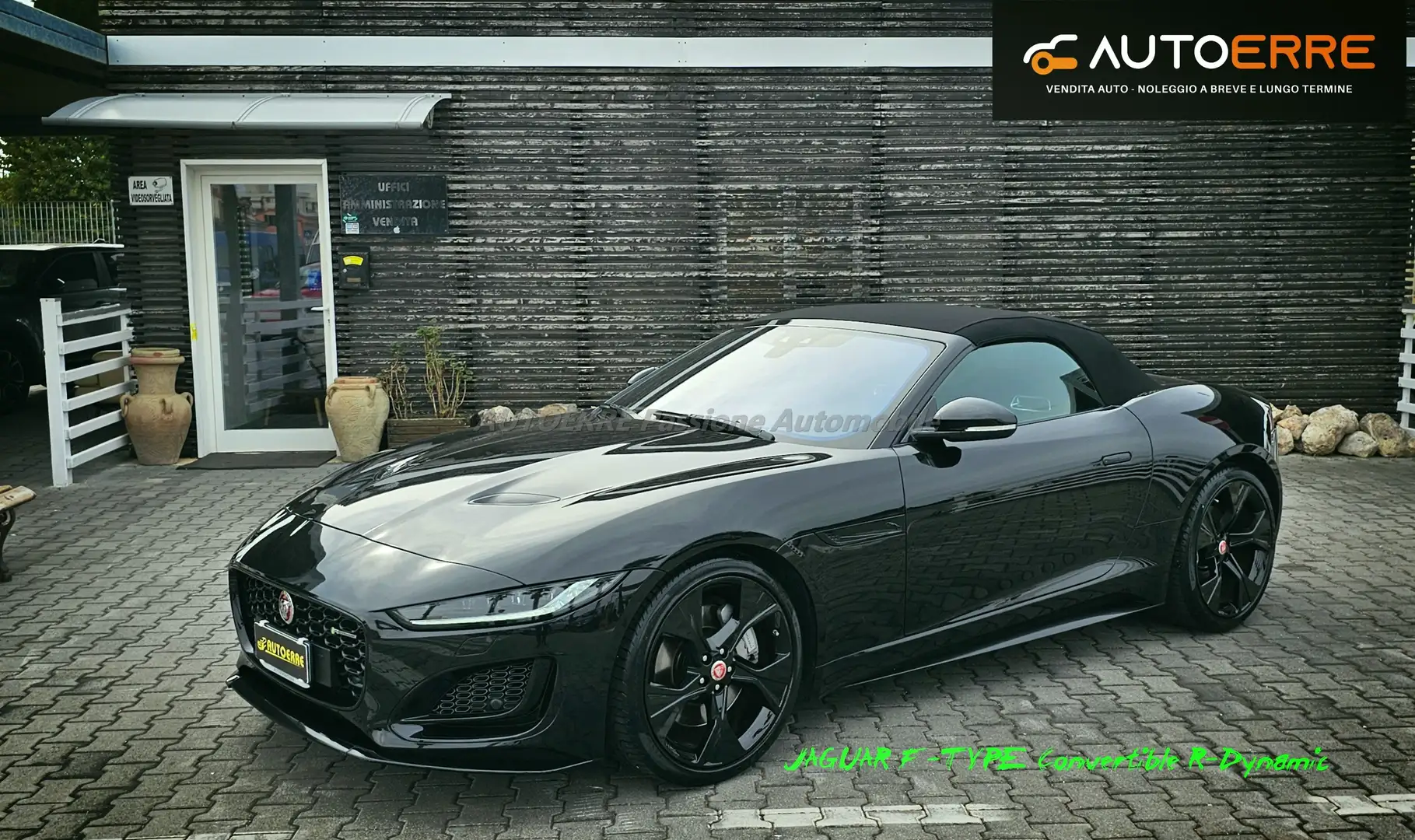 Jaguar F-Type Cabrio 2.0 i4 R-Dynamic Black rwd 300cv Nero - 1