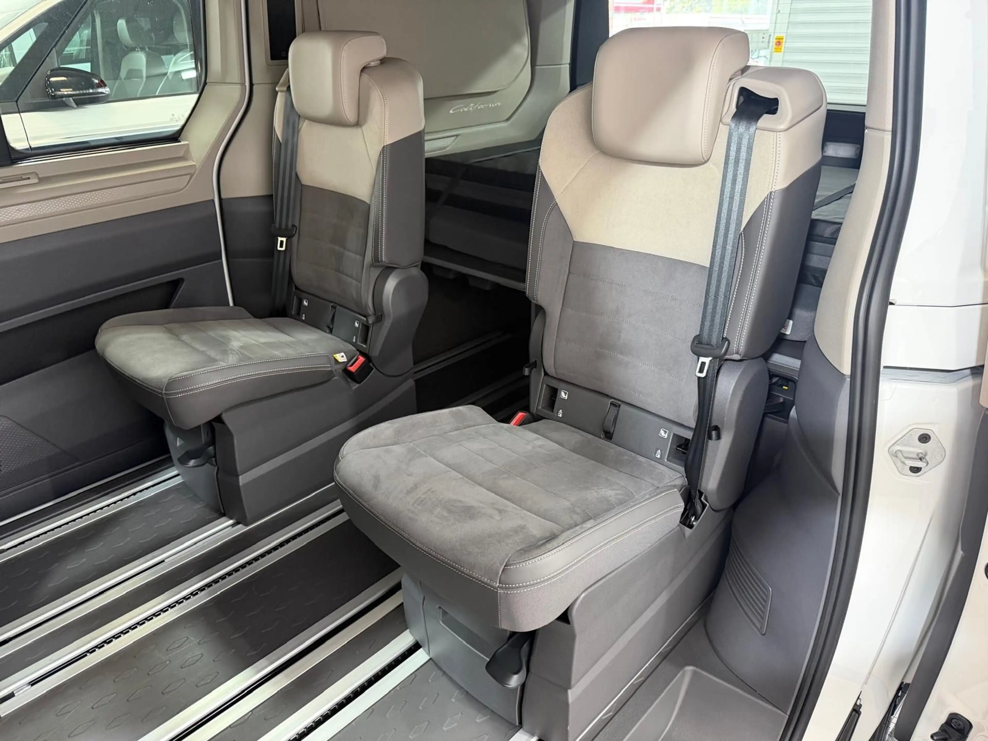 Volkswagen T7 California /eHybrid/4MOTION/5J-Garantie/ACC — photo 15