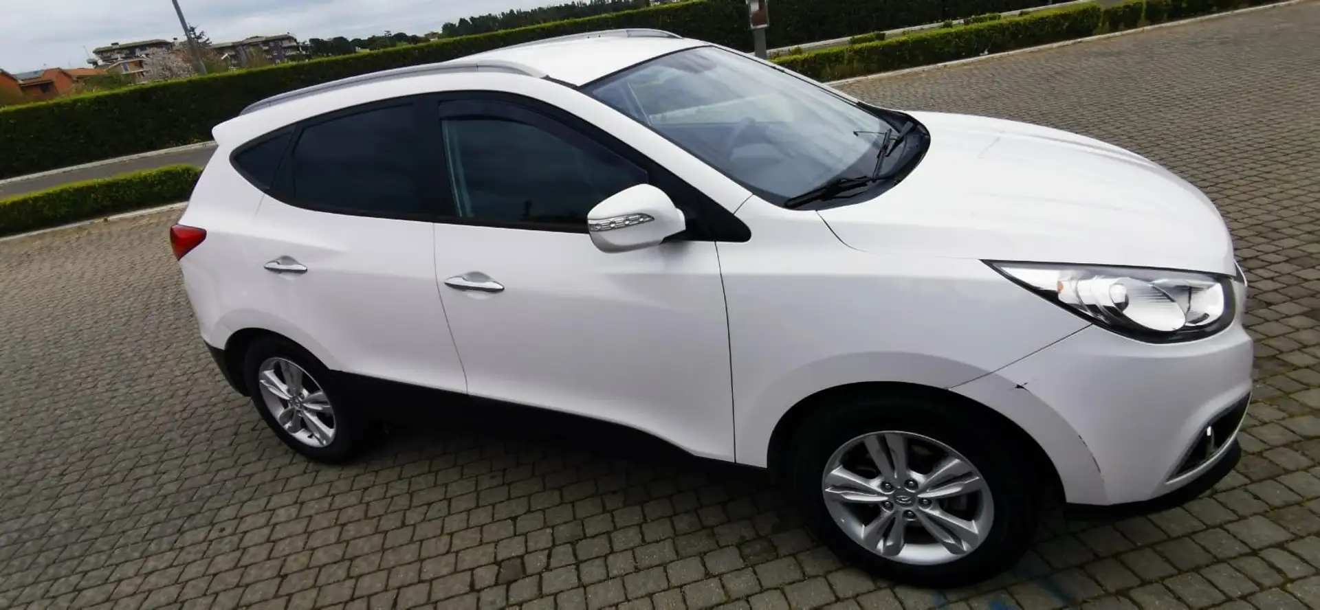 Hyundai iX35 ix35 1.6 Comfort 2wd Weiß - 1