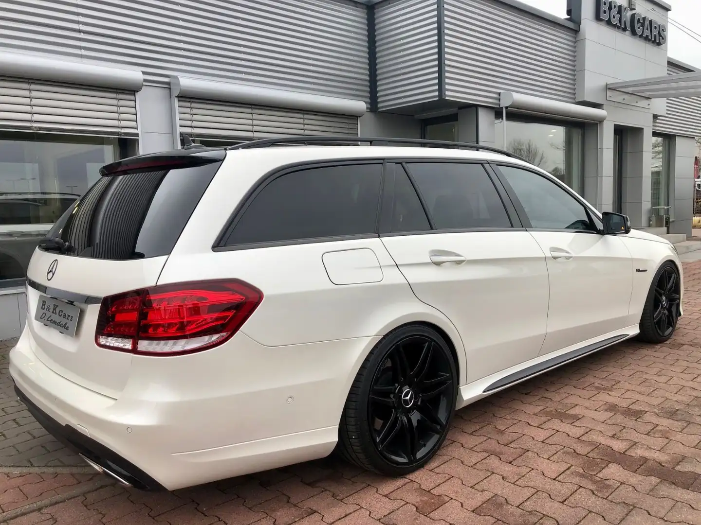 Mercedes-Benz E 500 CGI 4Matic/AMG/ACC/LED/MB Garantie Bílá - 2
