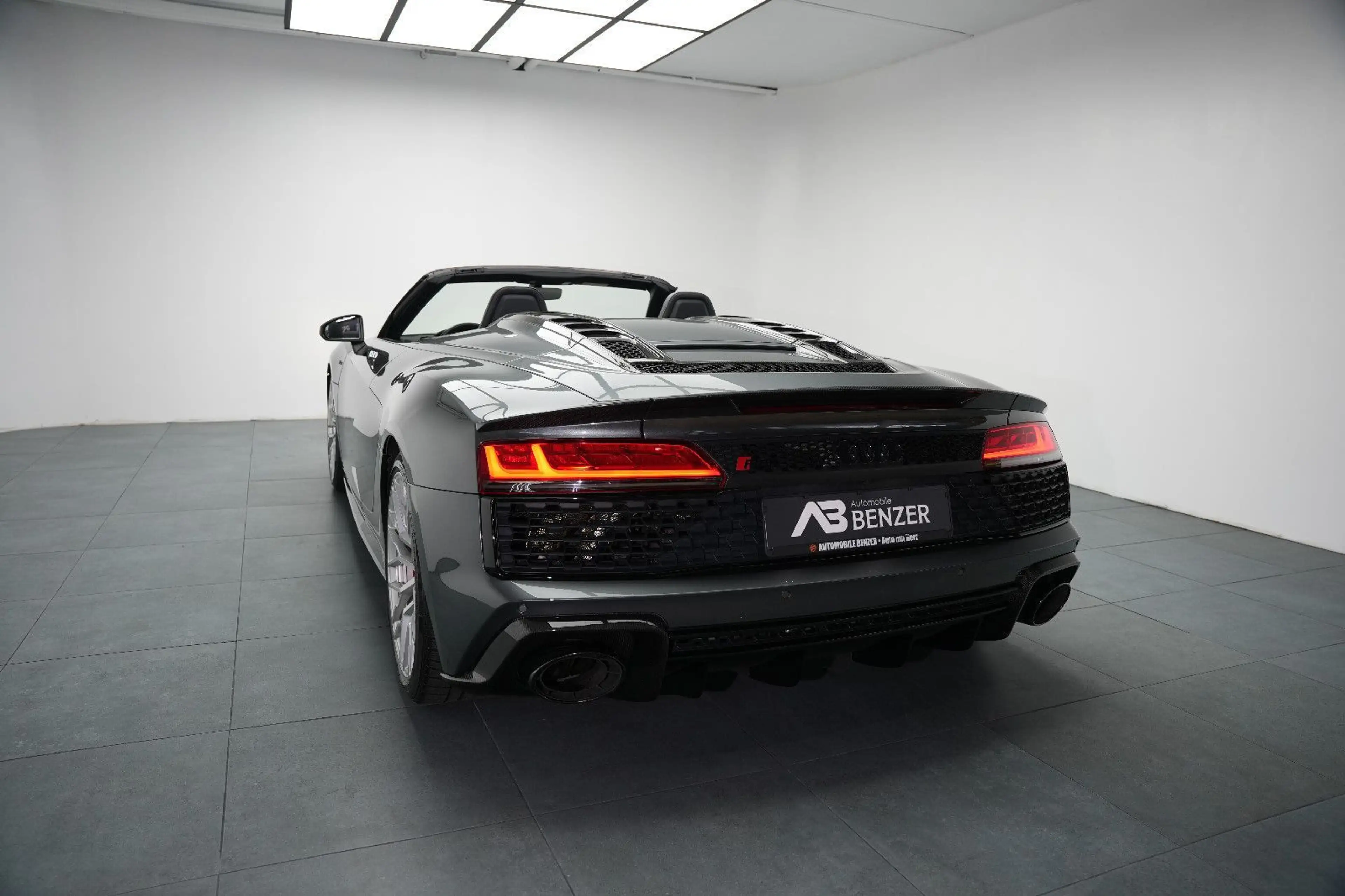 Audi R8 Spyder 5.2 FSI quattro performance/FULL-CARBO — photo 11