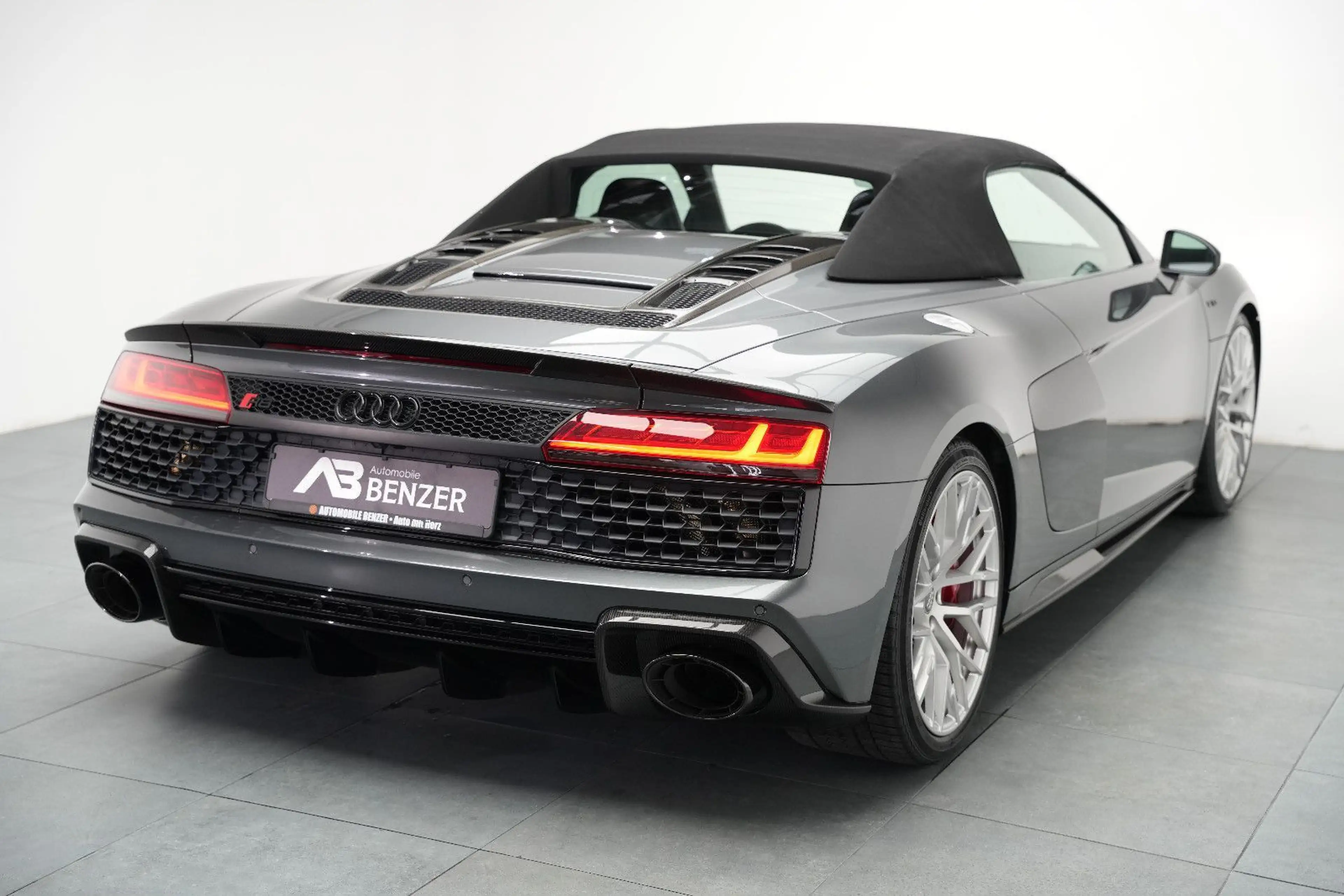 Audi R8 Spyder 5.2 FSI quattro performance/FULL-CARBO — photo 5