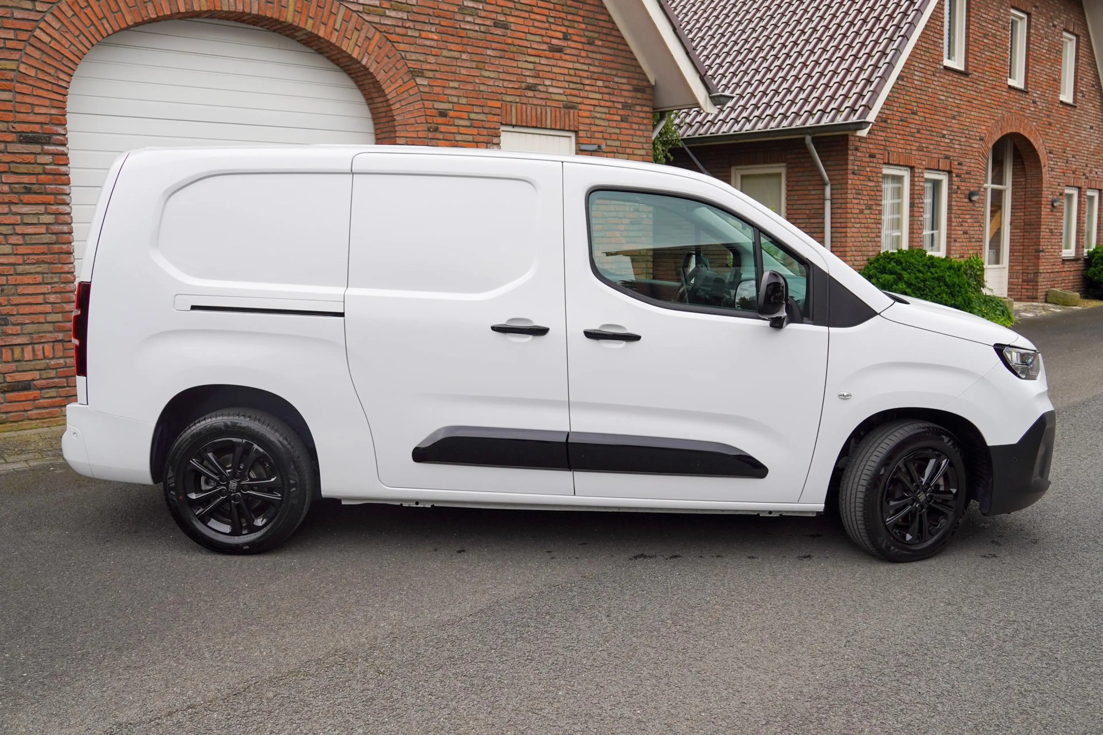 Fiat Doblo 1.5 BlueHDi 130pk S&S L2 AppleCarplay/Android auto — photo 2