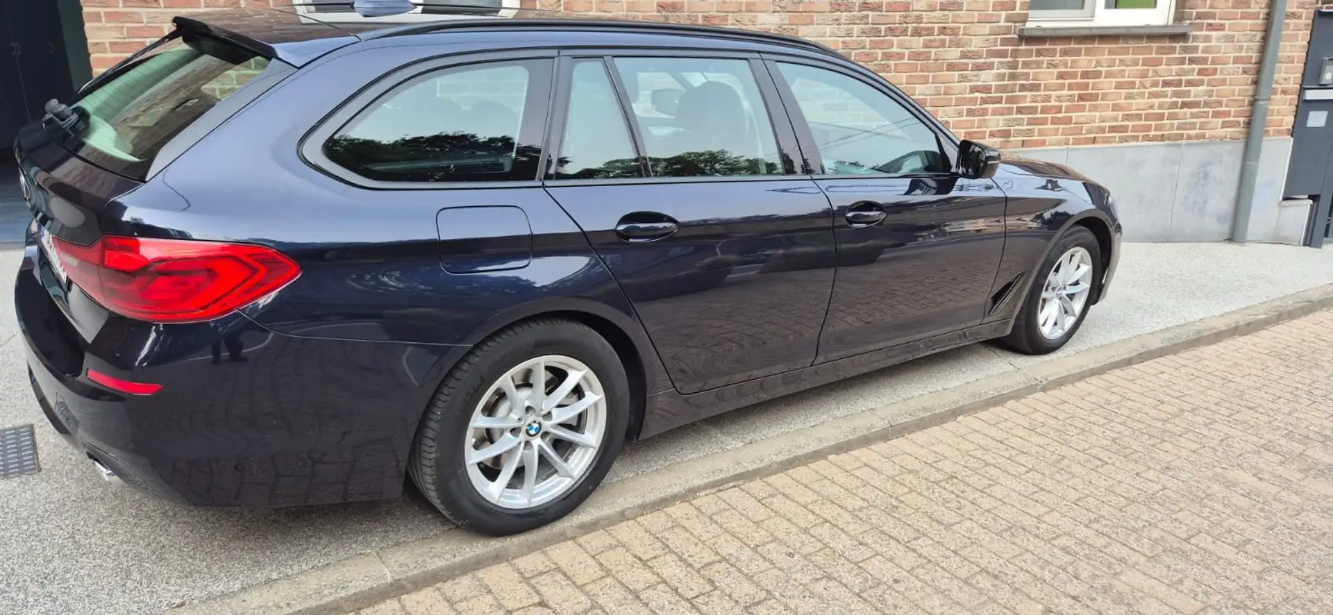 BMW 520 Touring 520 dA Синій - 1