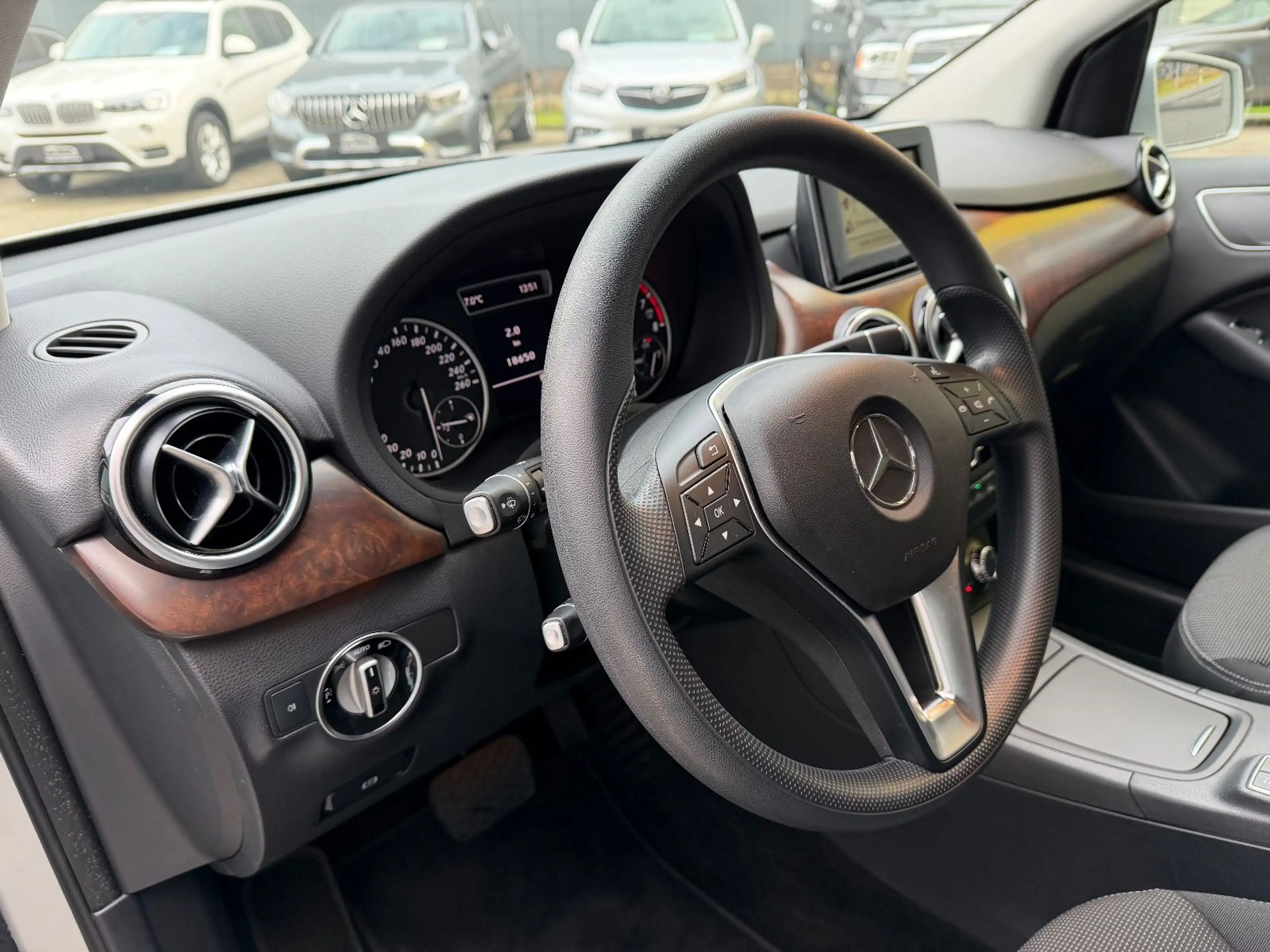 Mercedes-Benz B 250 B B 250/SHZ/AUTOMATIK/ALU/18000KM — photo 13