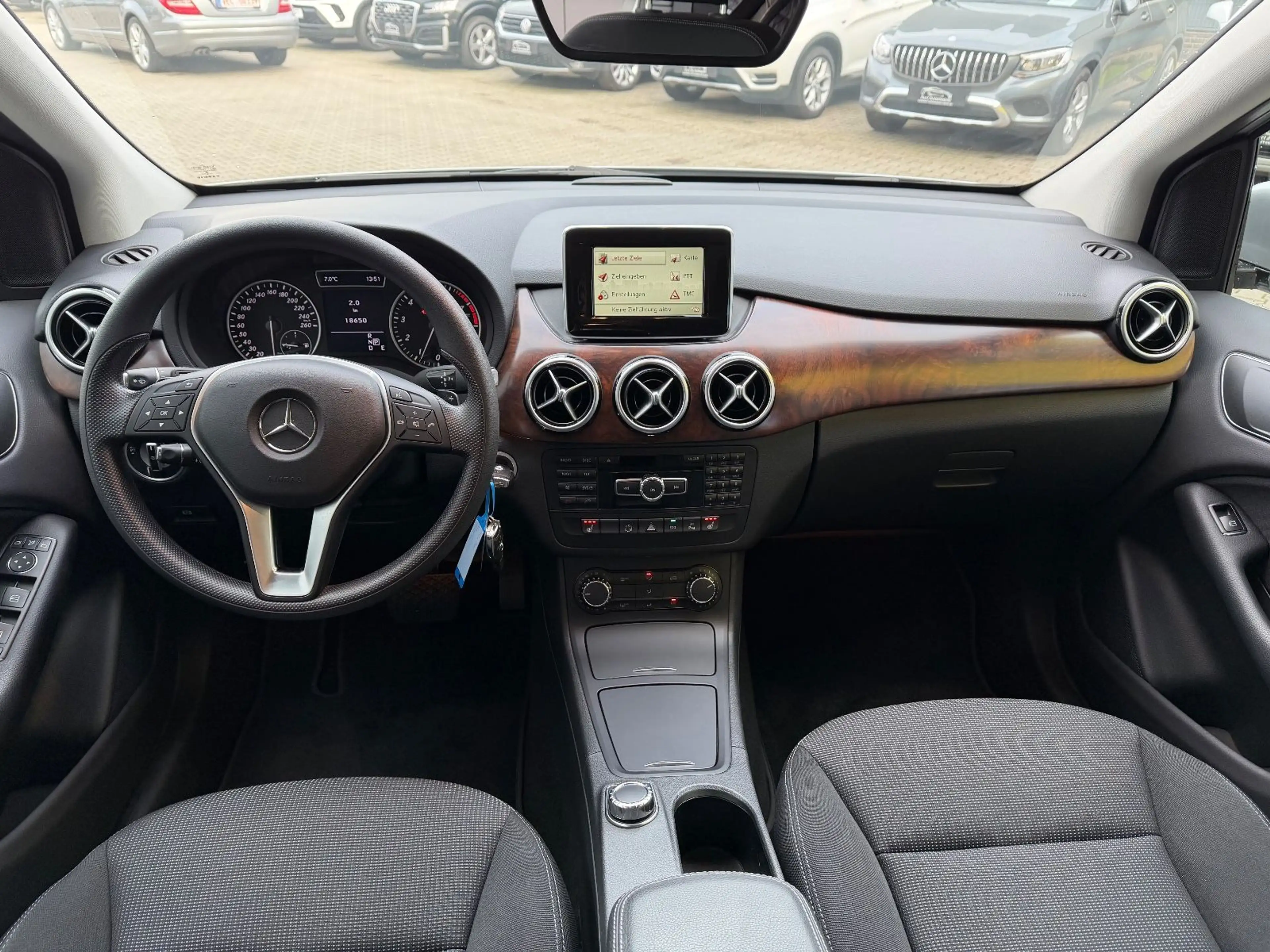 Mercedes-Benz B 250 B B 250/SHZ/AUTOMATIK/ALU/18000KM — photo 15