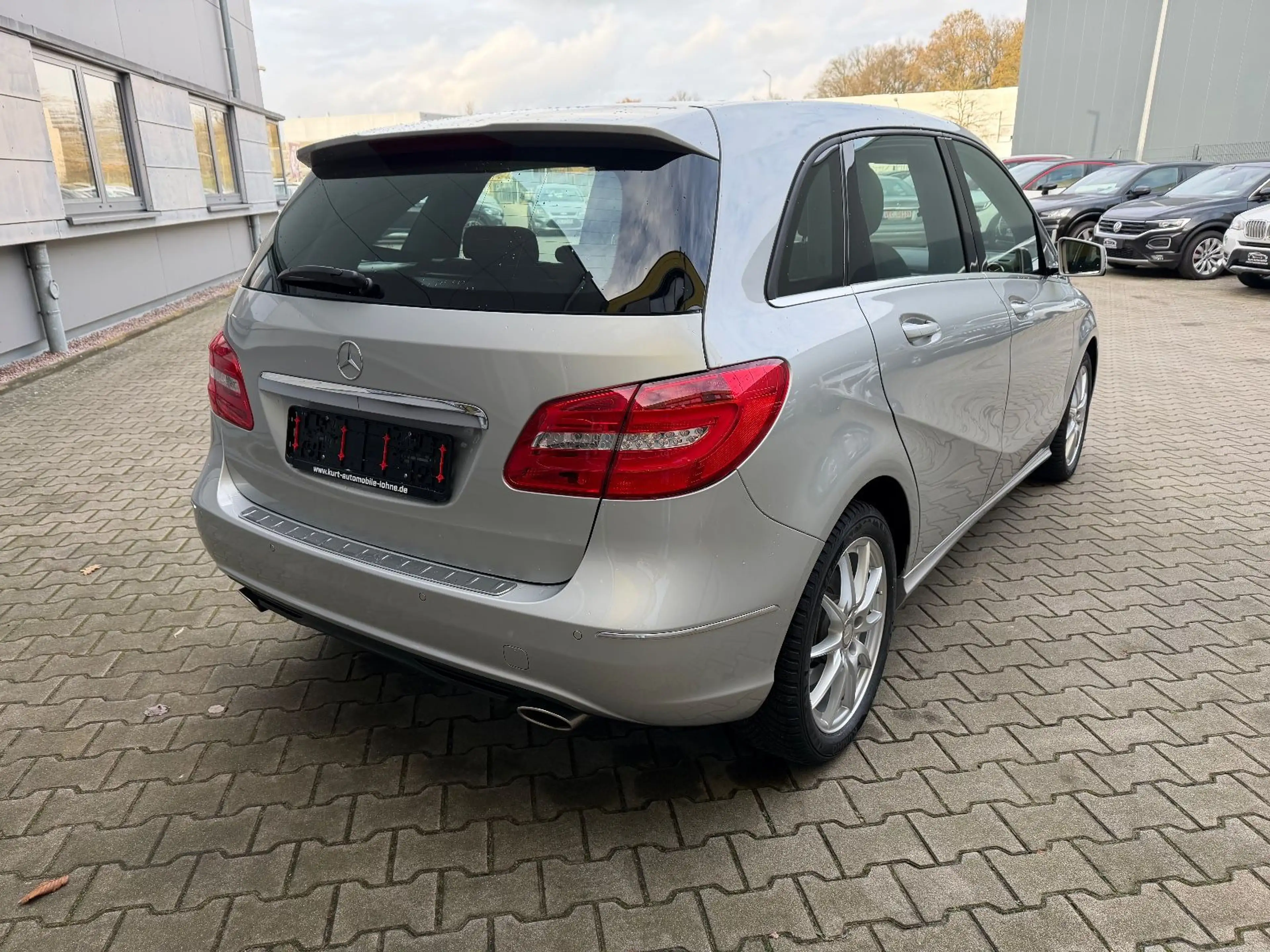Mercedes-Benz B 250 B B 250/SHZ/AUTOMATIK/ALU/18000KM — photo 6