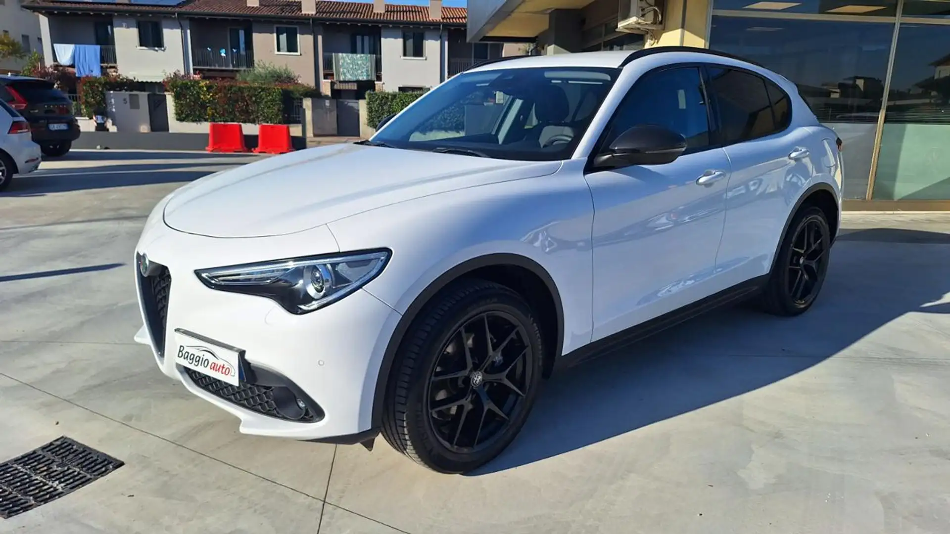 Alfa Romeo Stelvio 2.2 Turbodiesel 210 CV AT8 Q4 B-Tech N°FZ640 Bianco - 1