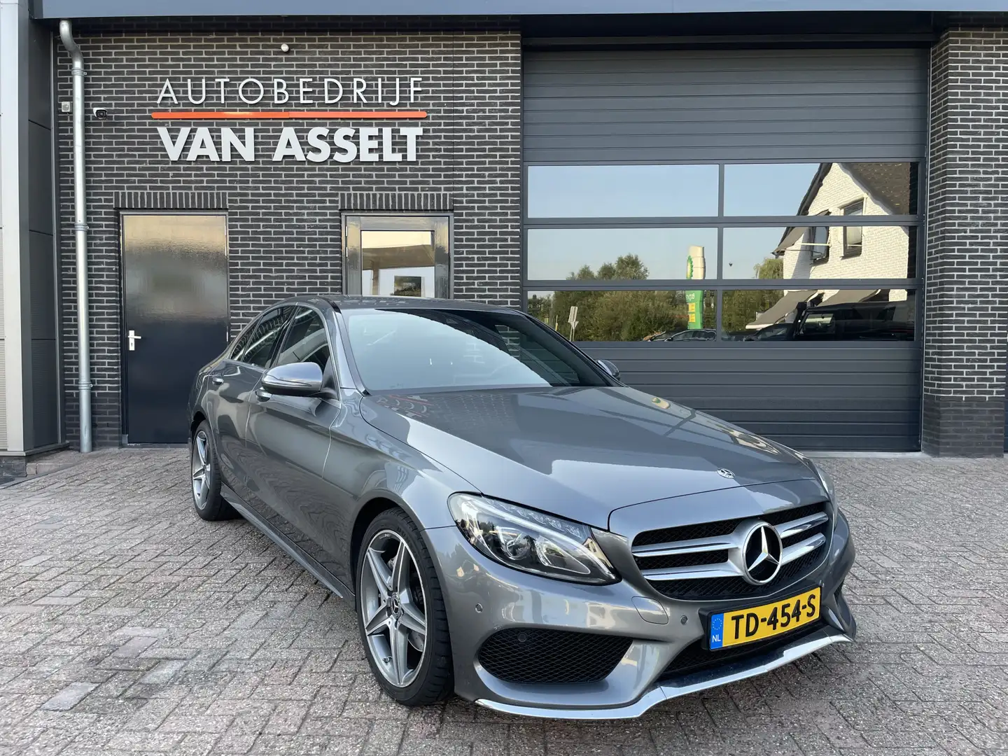 Mercedes-Benz C 220 C220d Sport Edition AMG Leer , Navi , Clima Gris - 1