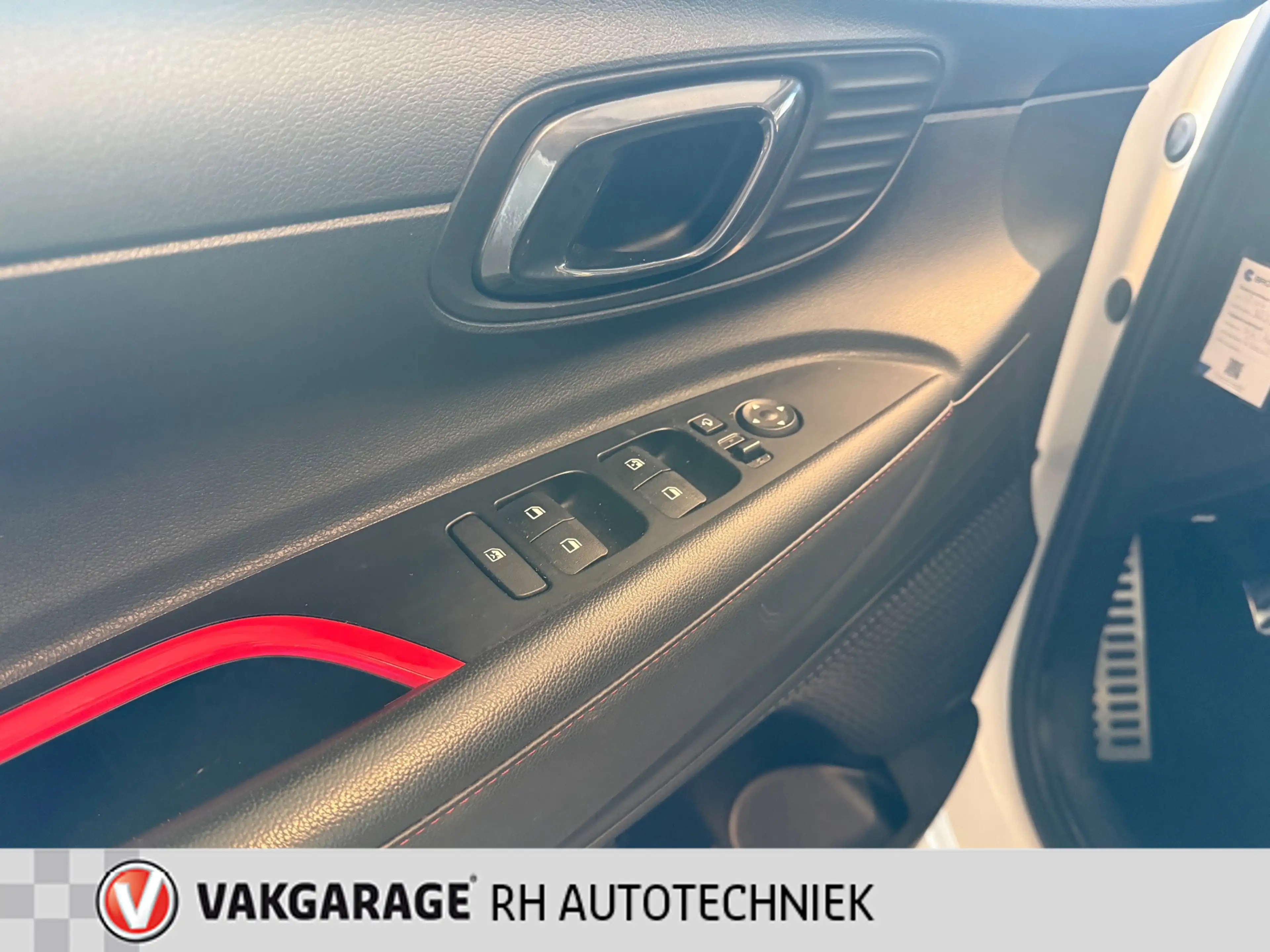 Hyundai i20 1.0 T-GDI N Line — photo 32